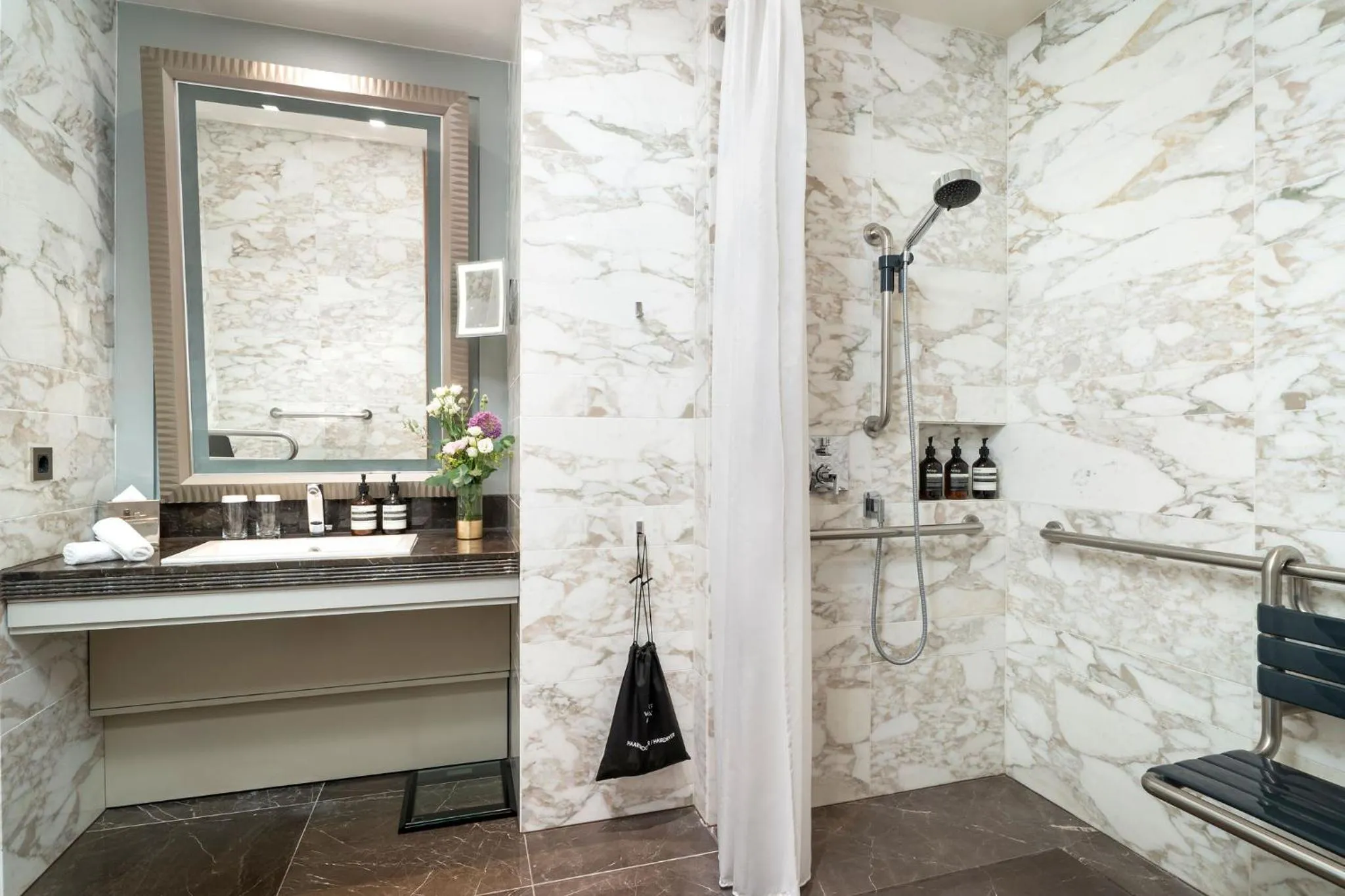 Bathroom in Waldorf Astoria Berlin