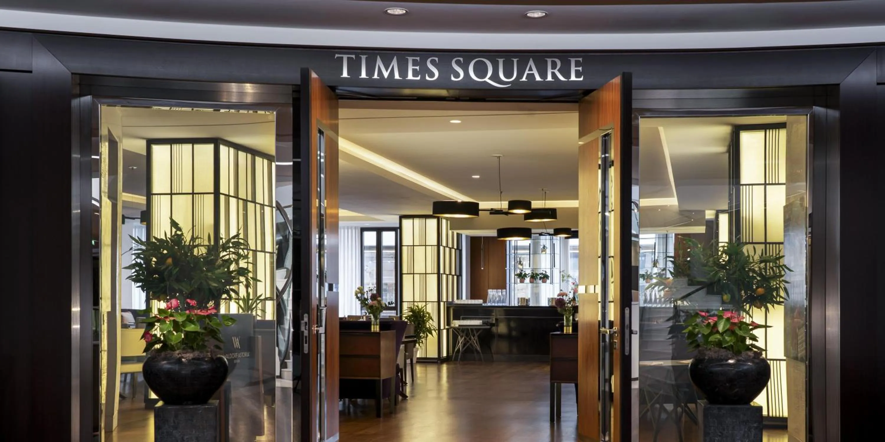 Restaurant/places to eat in Waldorf Astoria Berlin