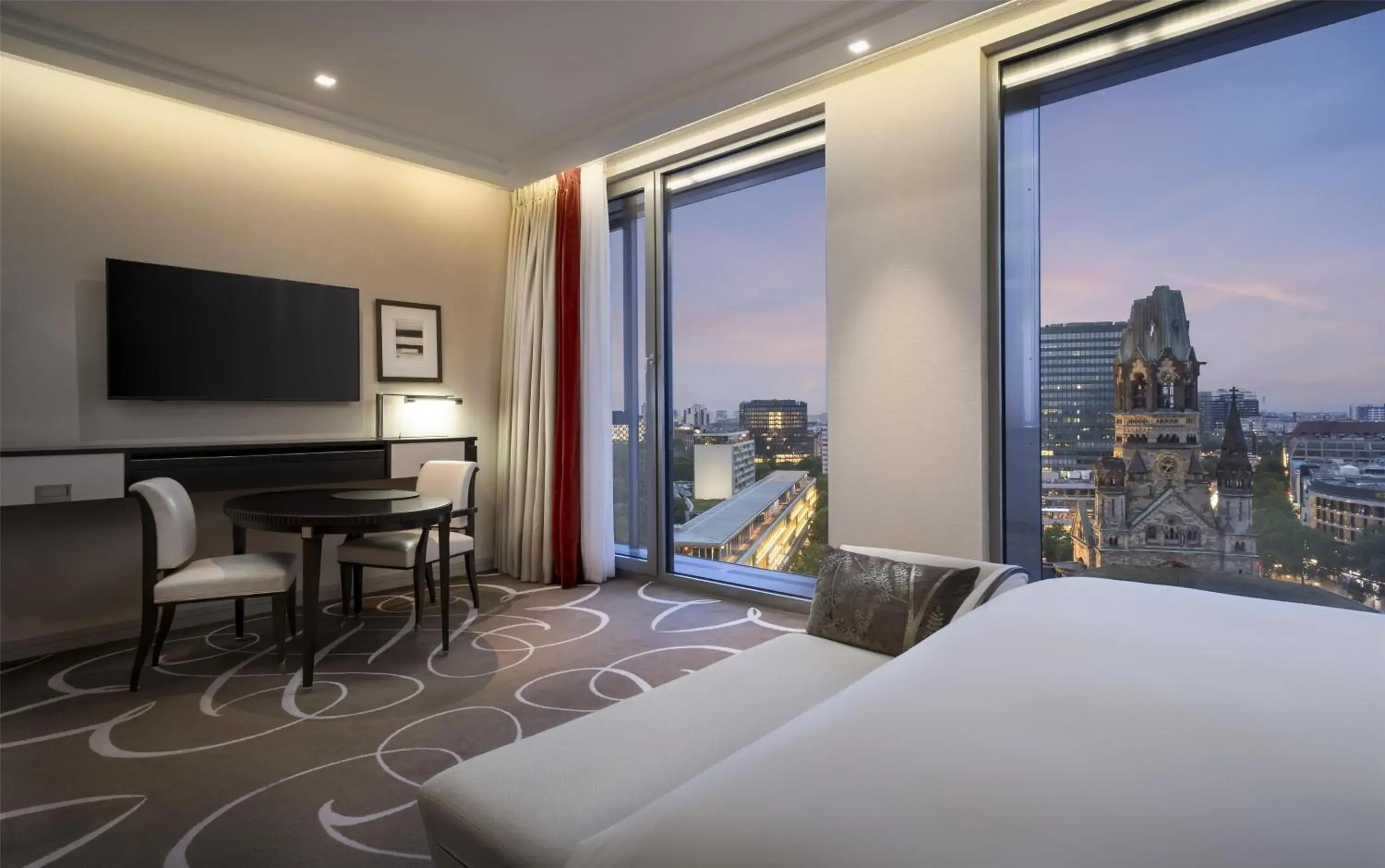 View (from property/room), Bed in Waldorf Astoria Berlin View (from property/room), Bed in Waldorf Astoria Berlin