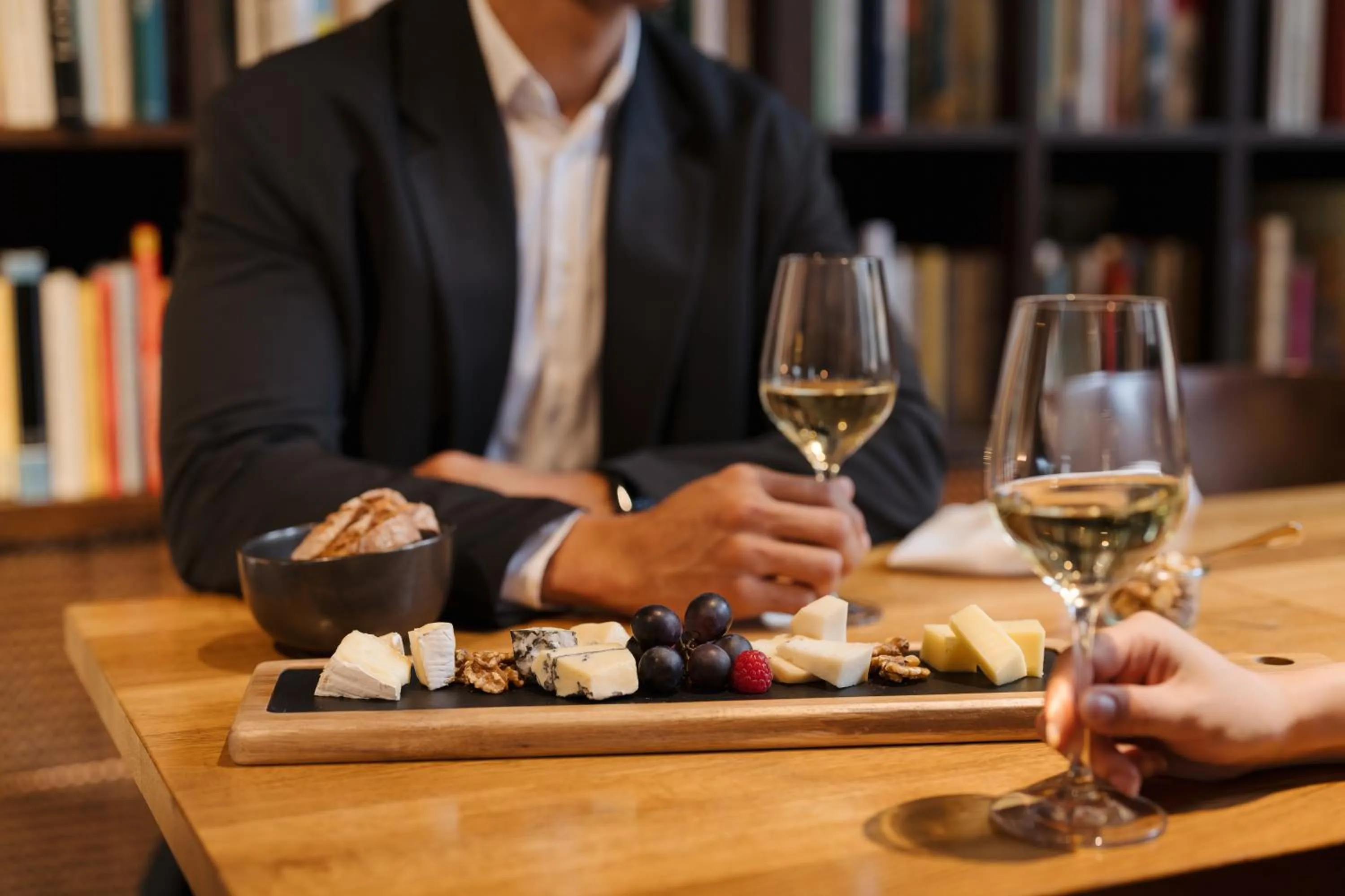 Food and drinks in B2 Hotel Zürich