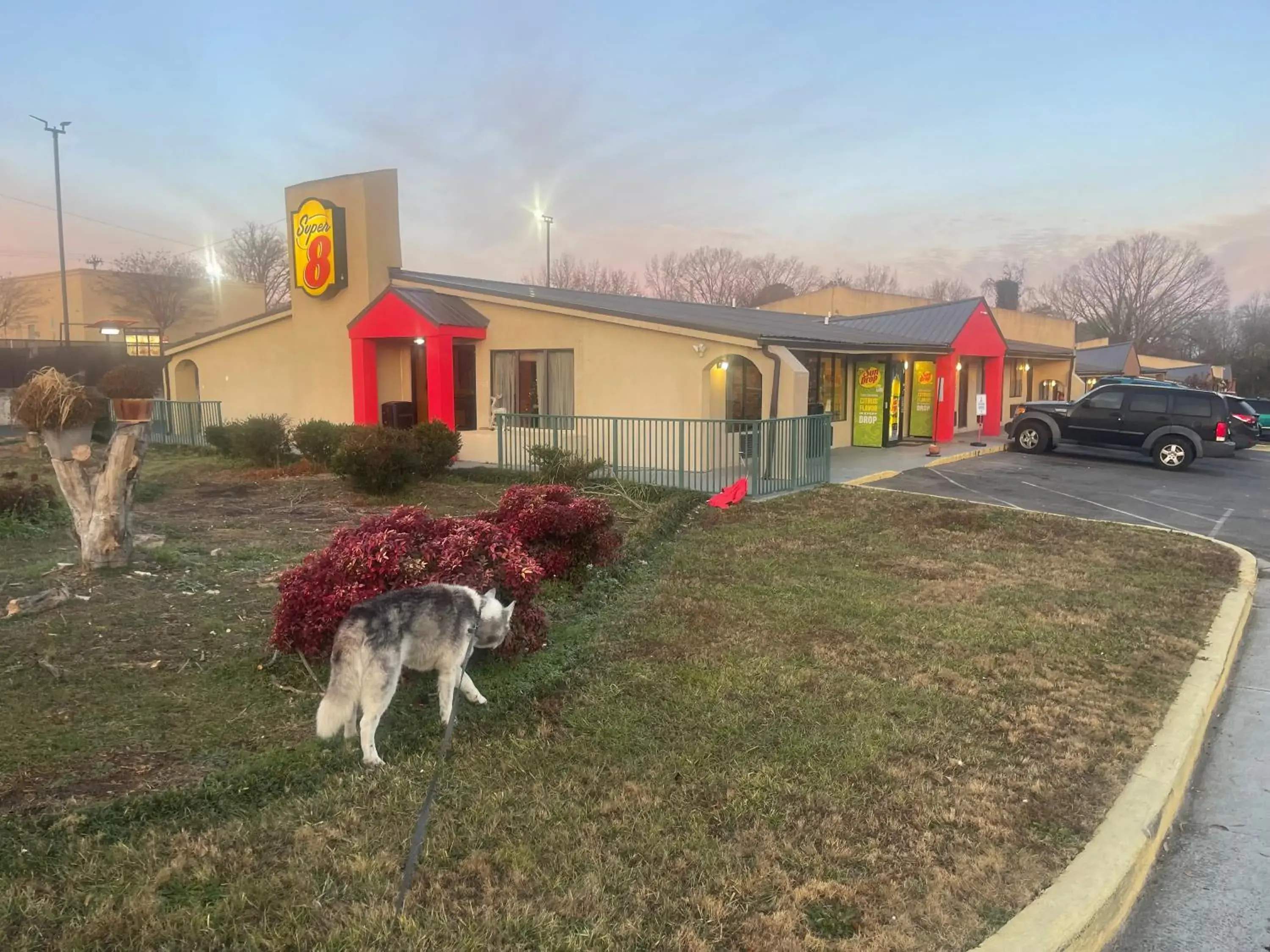 Property building in Super 8 by Wyndham Monroe Property building in Super 8 by Wyndham Monroe