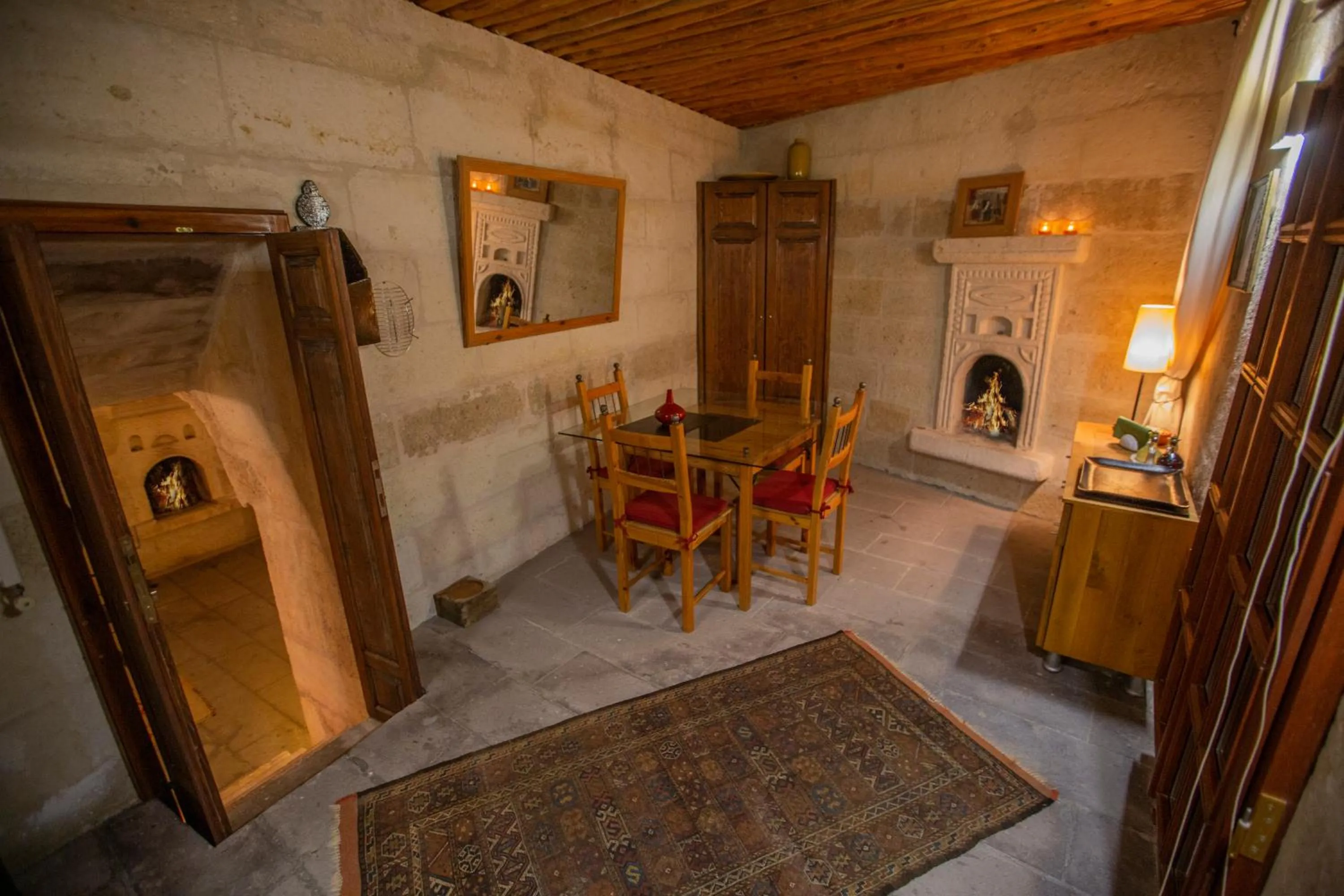 Kitchen or kitchenette in Asmalı Cave House
