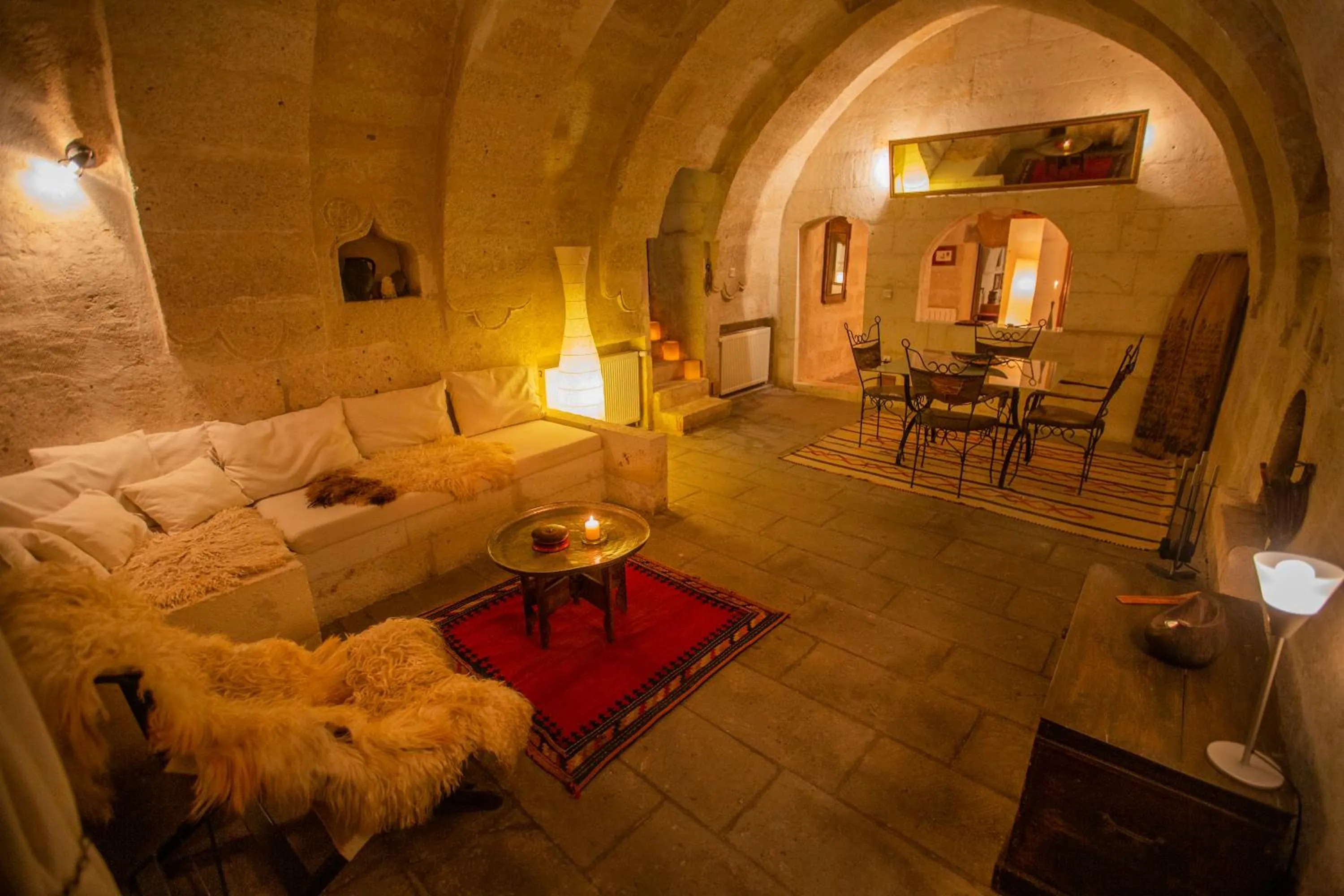 Living room in Asmalı Cave House