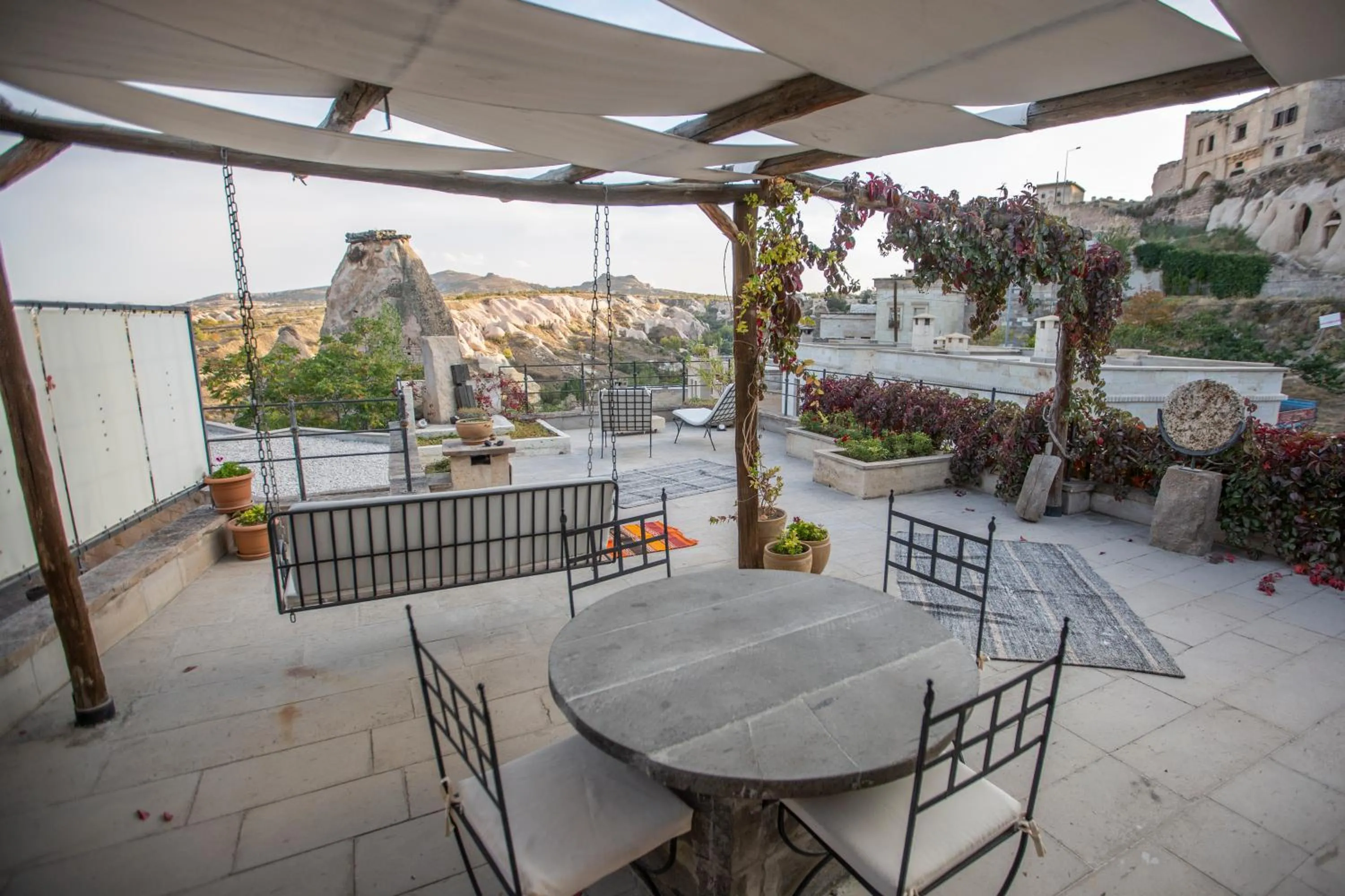 Balcony/Terrace in Asmalı Cave House