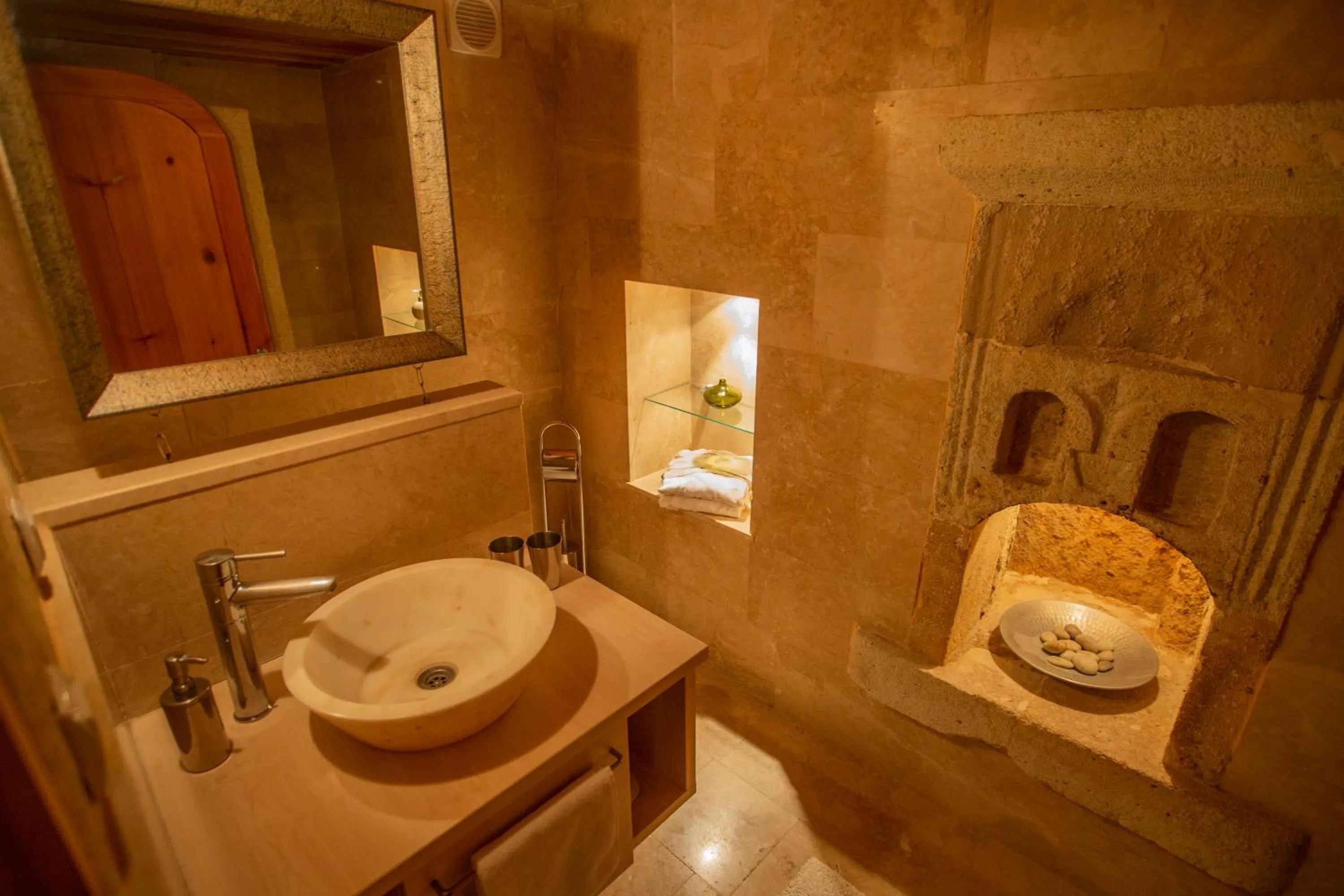Bathroom in Asmalı Cave House