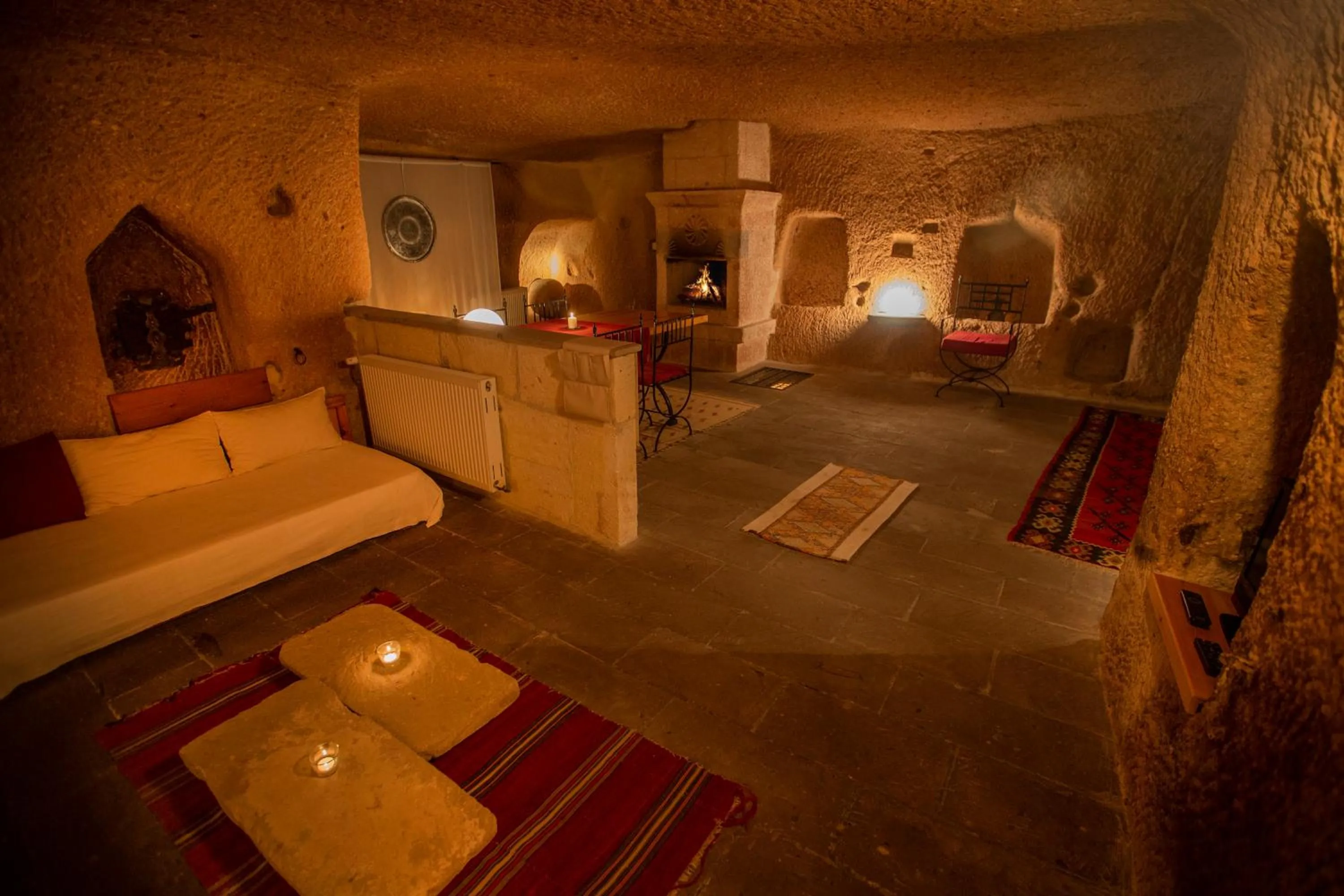 Living room in Asmalı Cave House