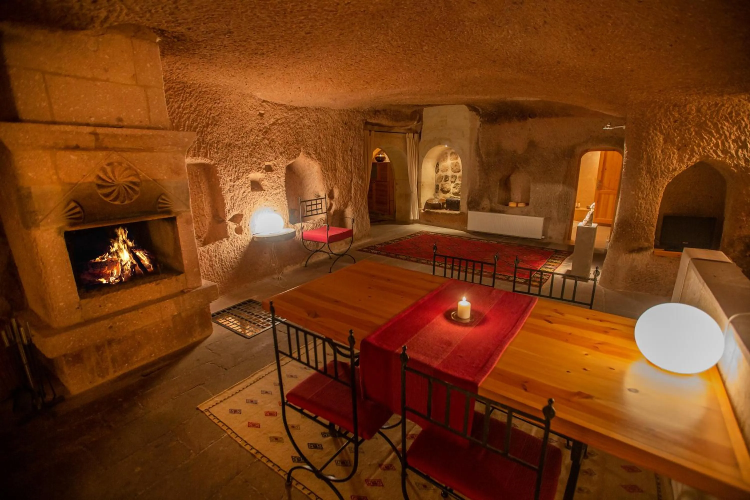 Dining area in Asmalı Cave House
