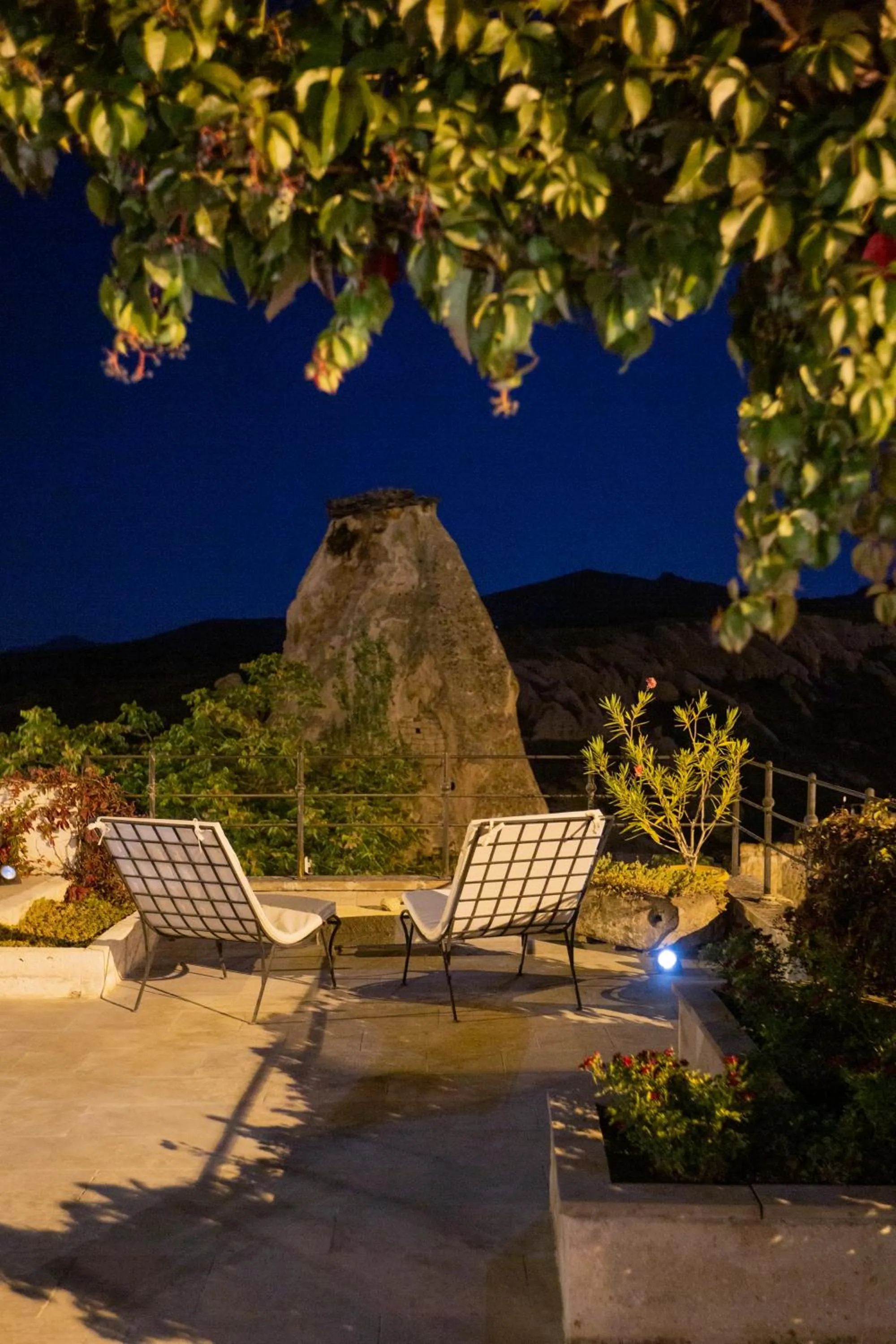 Night in Asmalı Cave House
