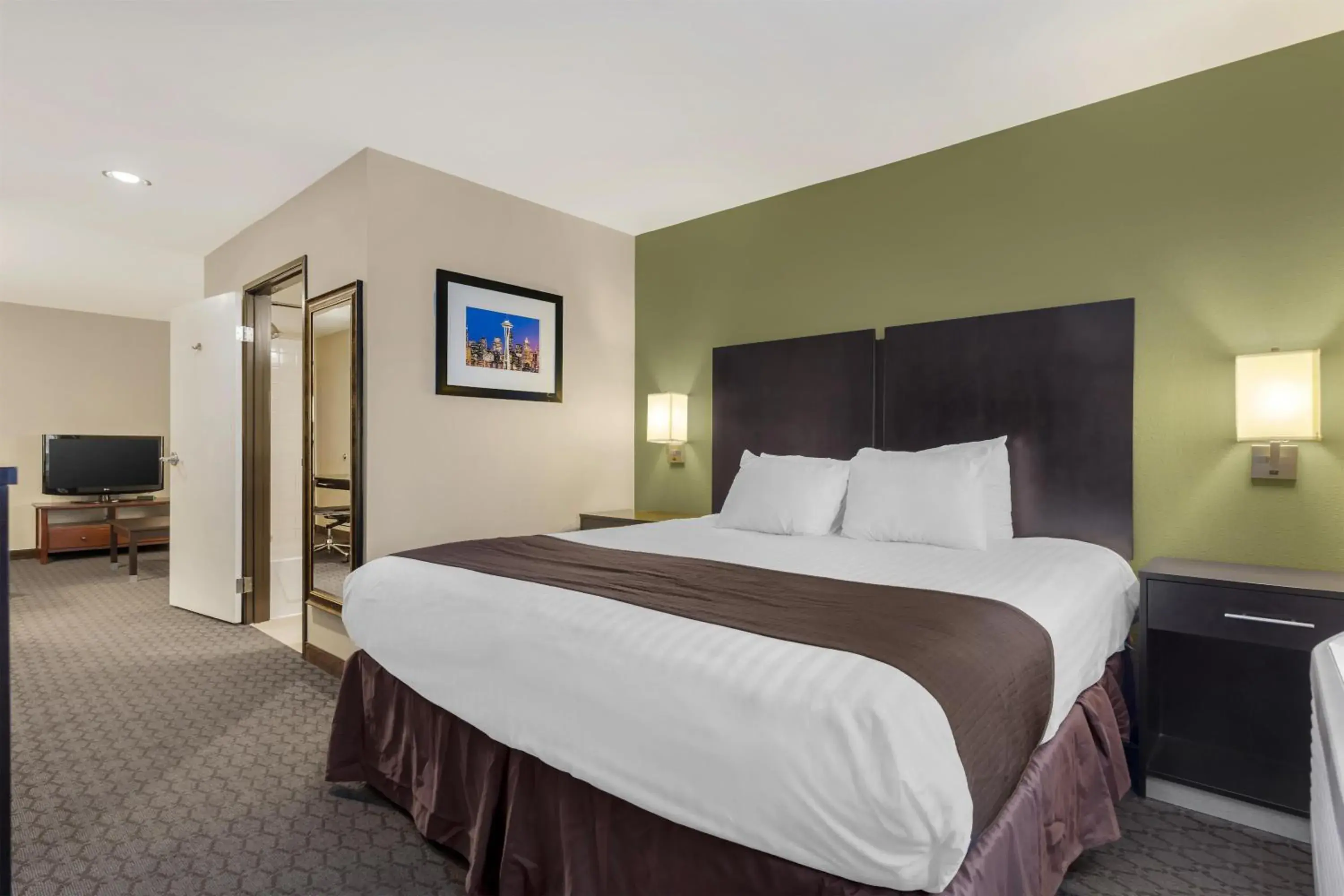 King Suite with Sofa Bed - Non-Smoking in Best Western Sky Valley Inn King Suite with Sofa Bed - Non-Smoking in Best Western Sky Valley Inn