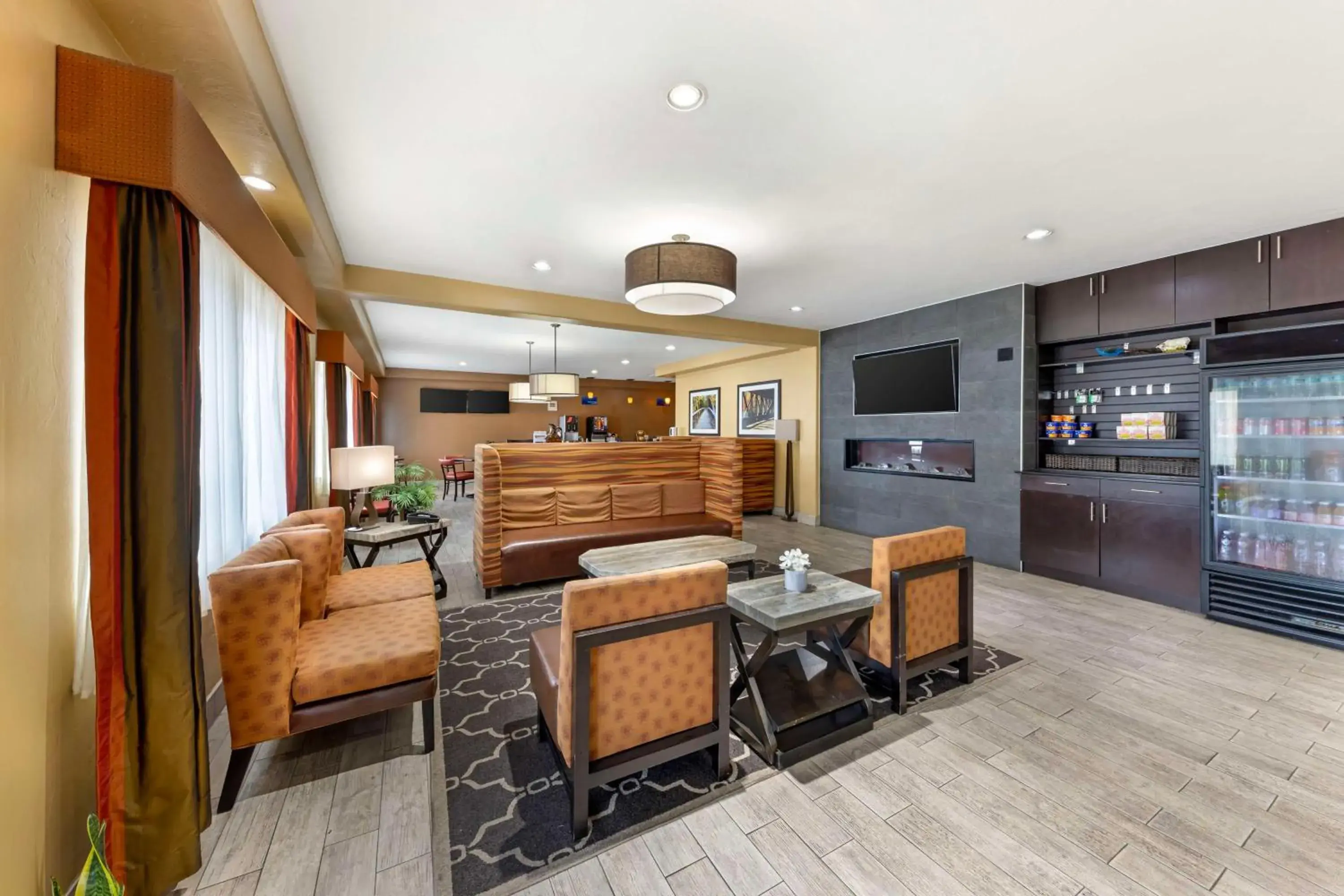 Lobby or reception in Best Western Greentree Inn & Suites Lobby or reception in Best Western Greentree Inn & Suites