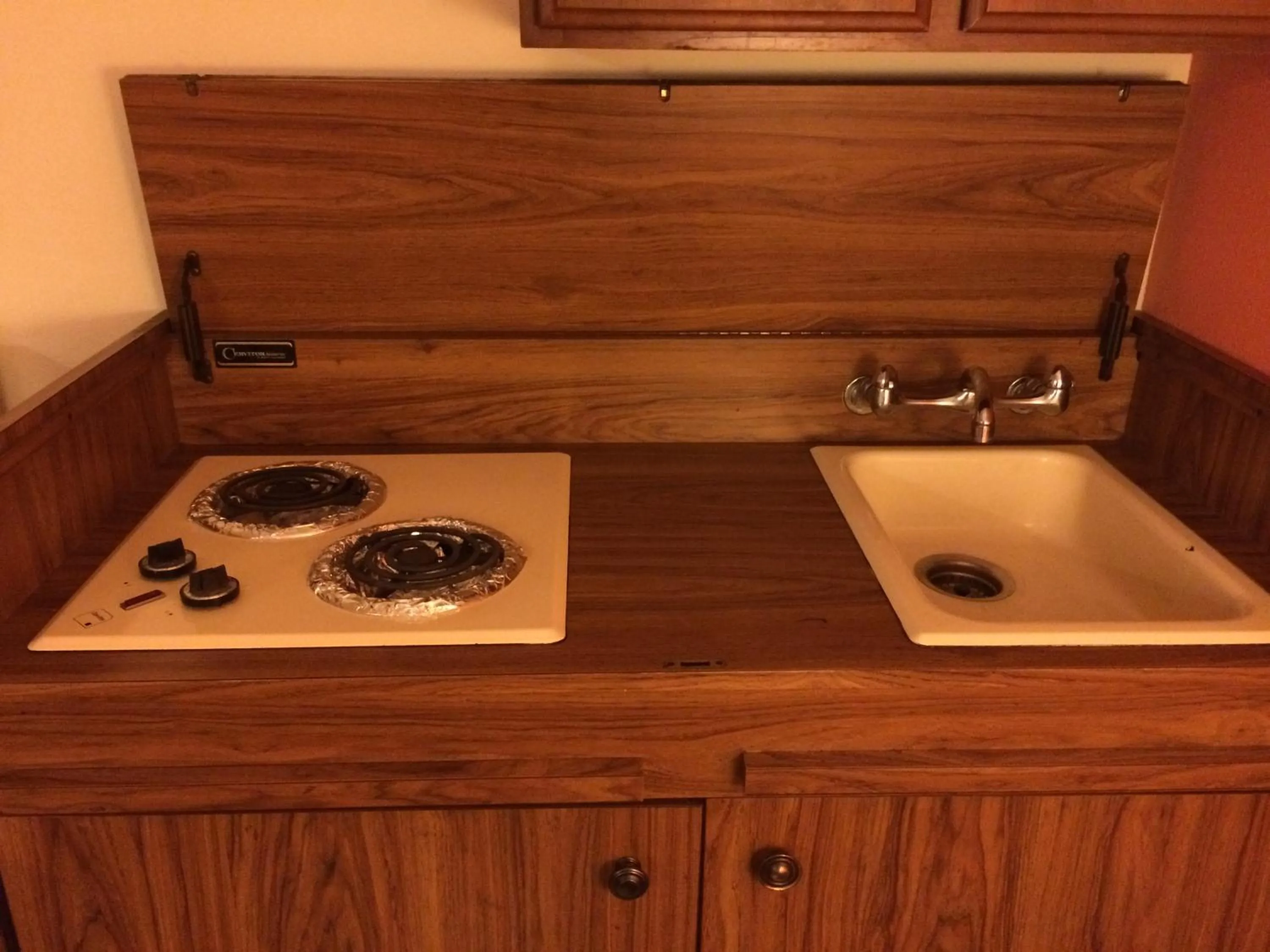 Kitchen or kitchenette in King Oscar Motel Centralia