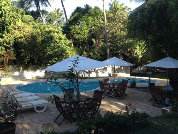 Pousada Araçás Village