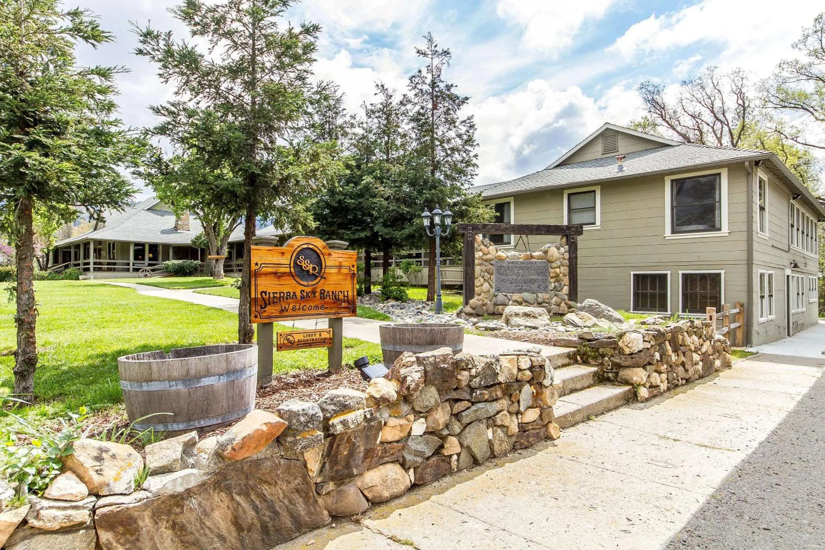 Property building in Sierra Sky Ranch