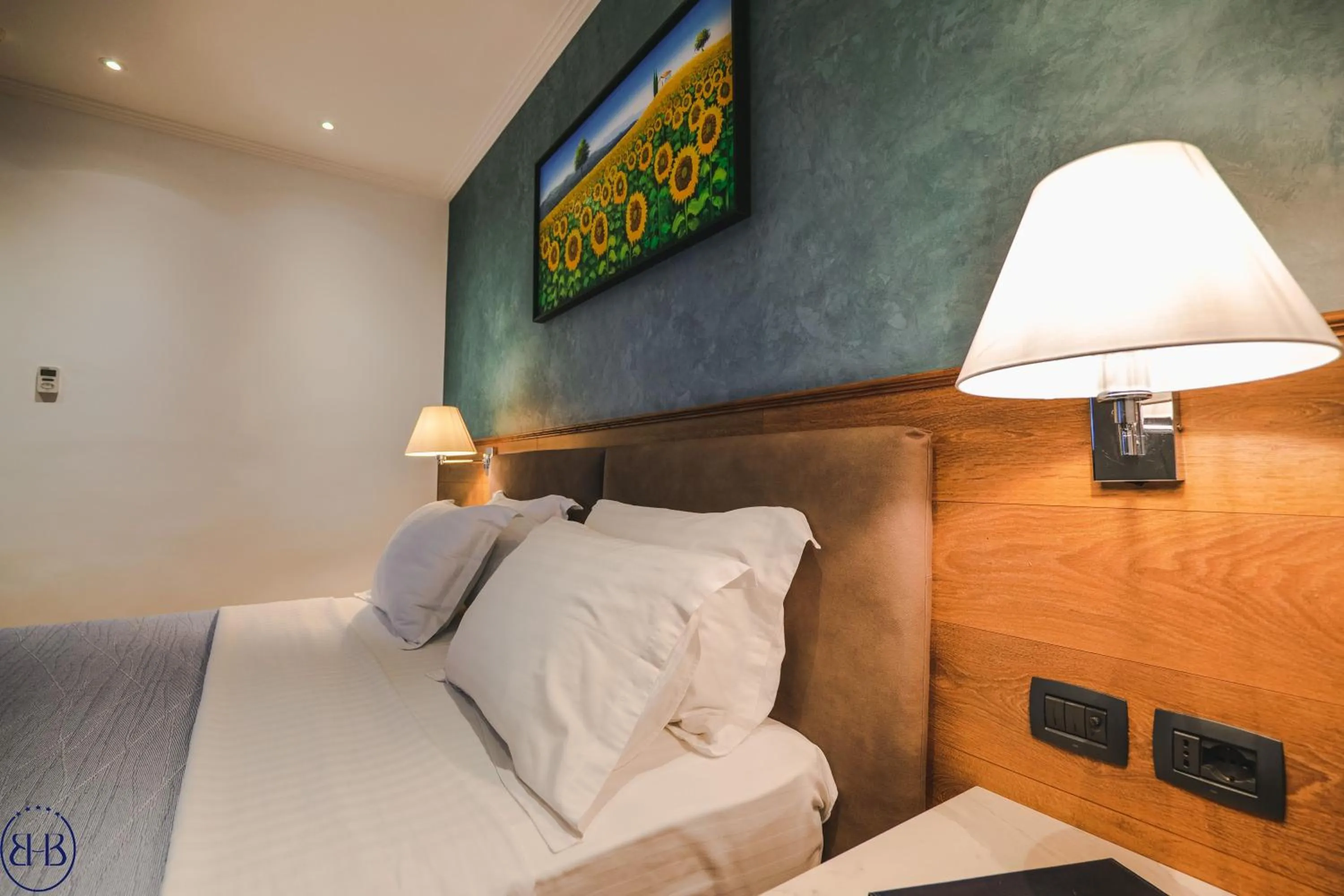 Bed in Hotel Saranda Butrinti, Affiliated by Melia