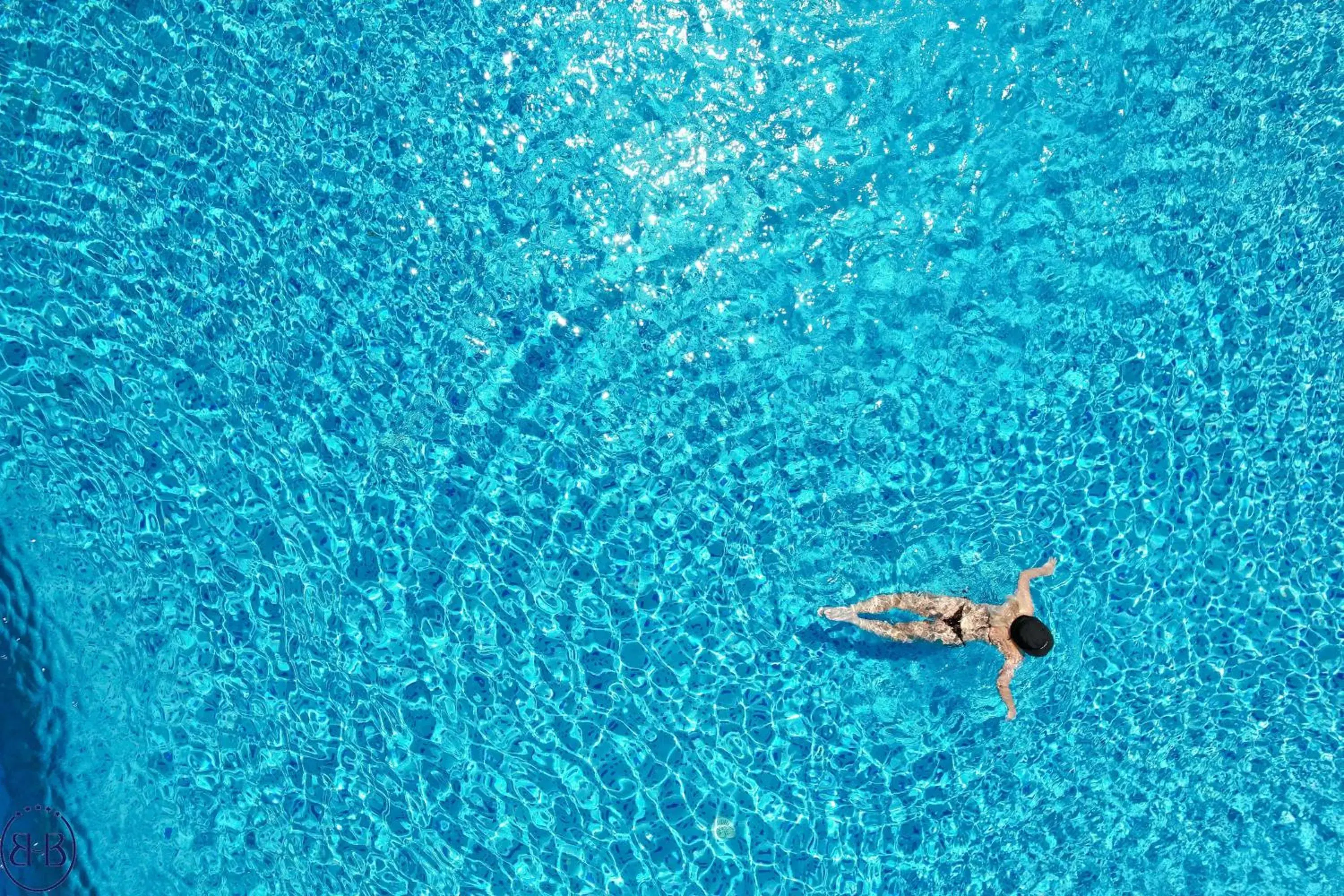 Swimming pool in Hotel Saranda Butrinti, Affiliated by Melia Swimming pool in Hotel Saranda Butrinti, Affiliated by Melia