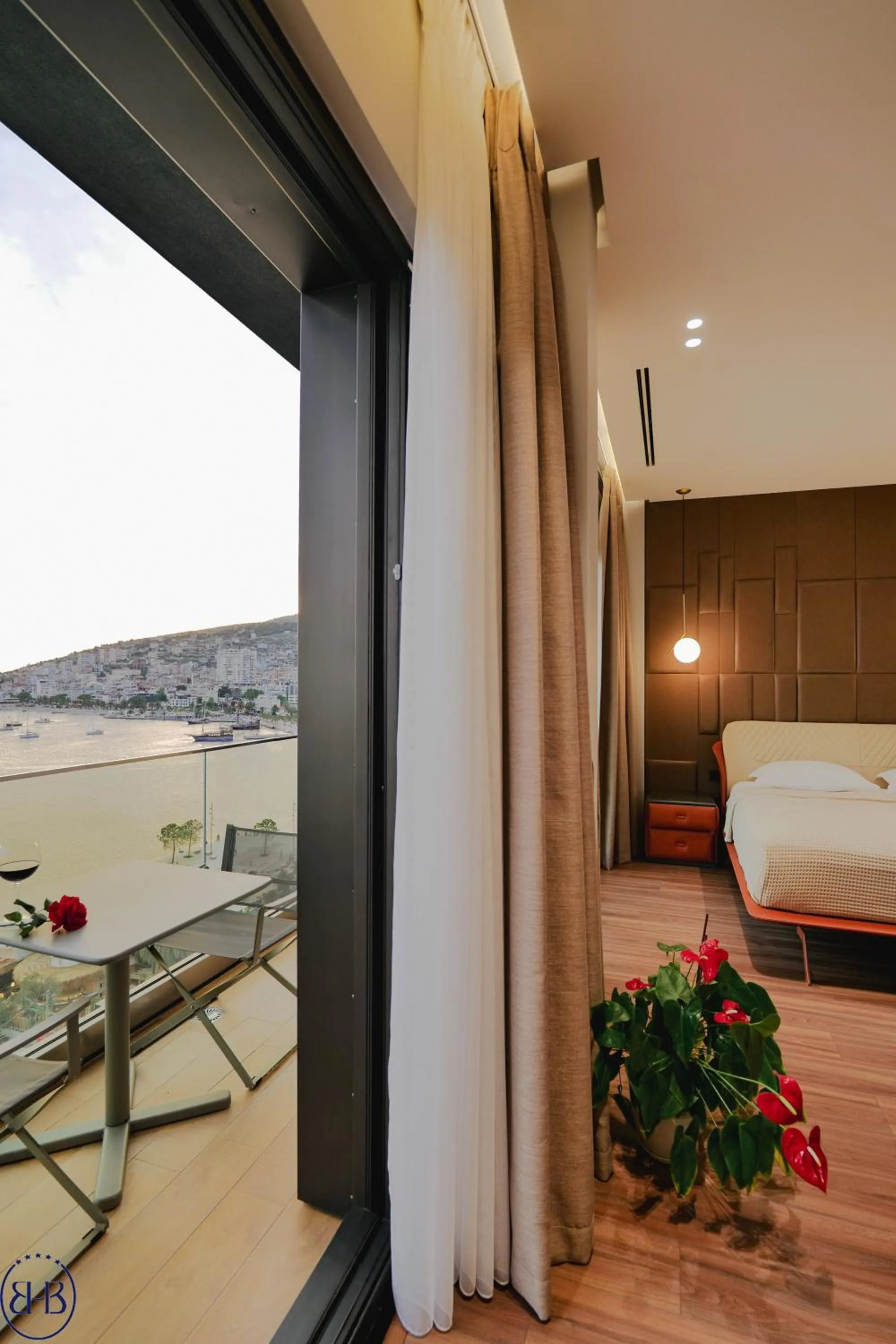 Balcony/Terrace, Bed in Hotel Saranda Butrinti, Affiliated by Melia