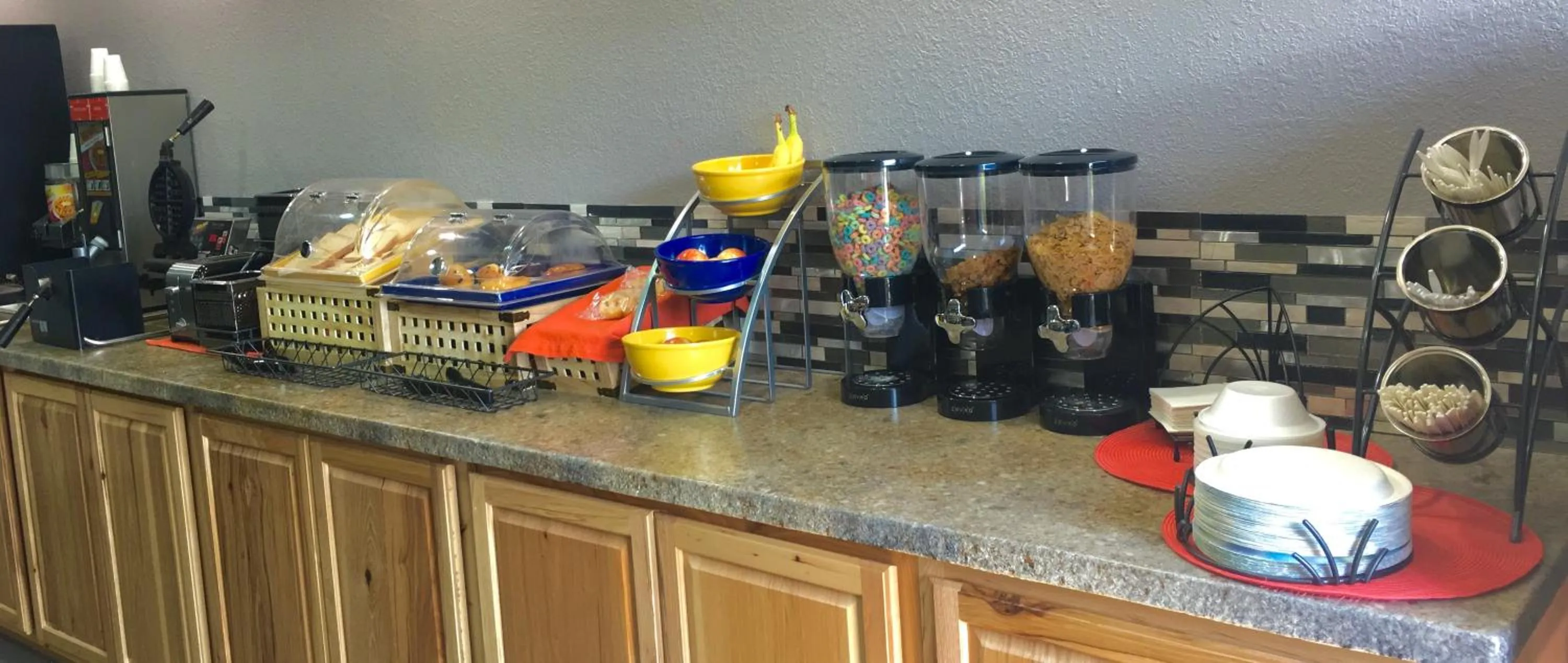 Breakfast in Baymont by Wyndham O'Fallon St. Louis Area