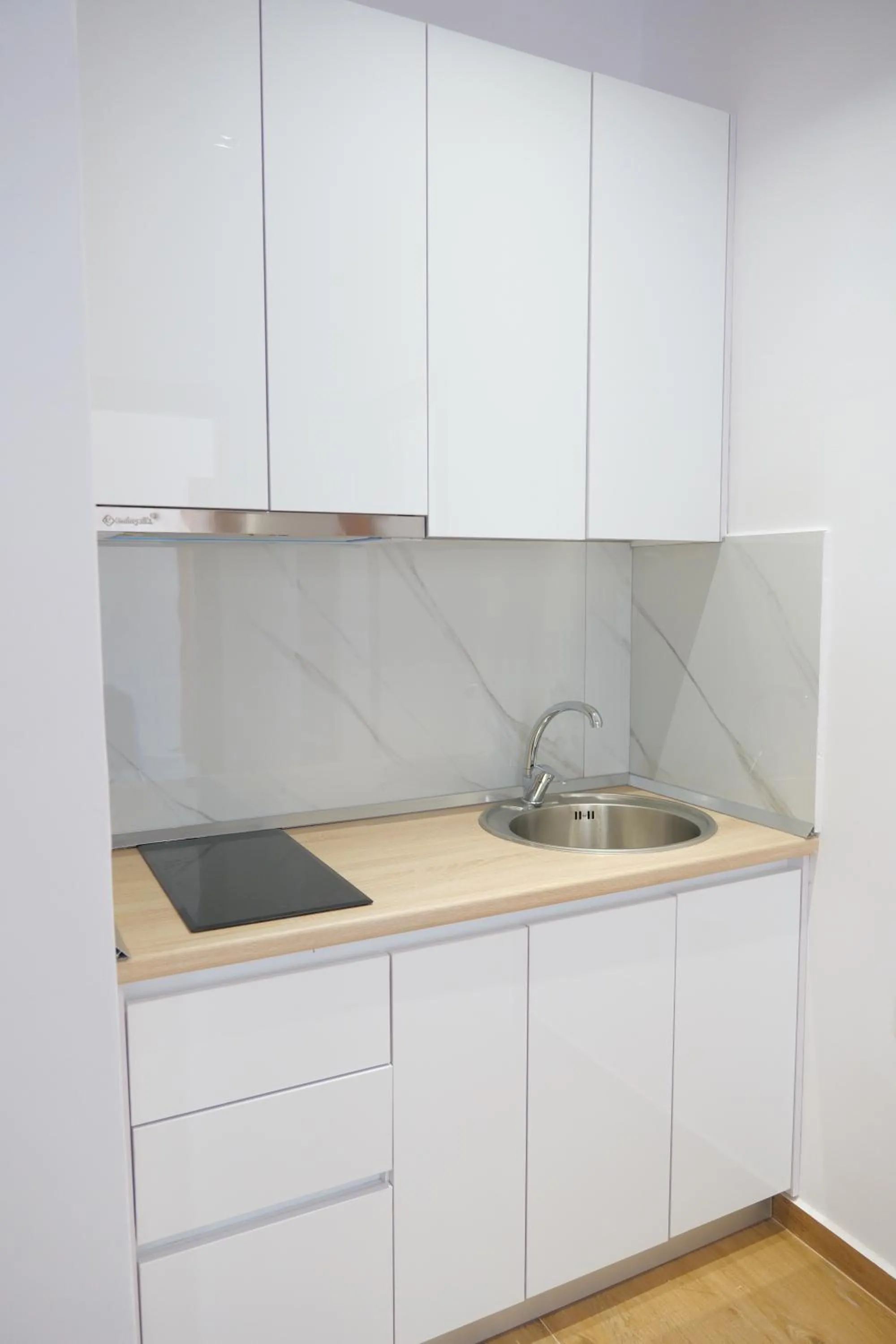 Kitchen or kitchenette in Summer Point Hotel