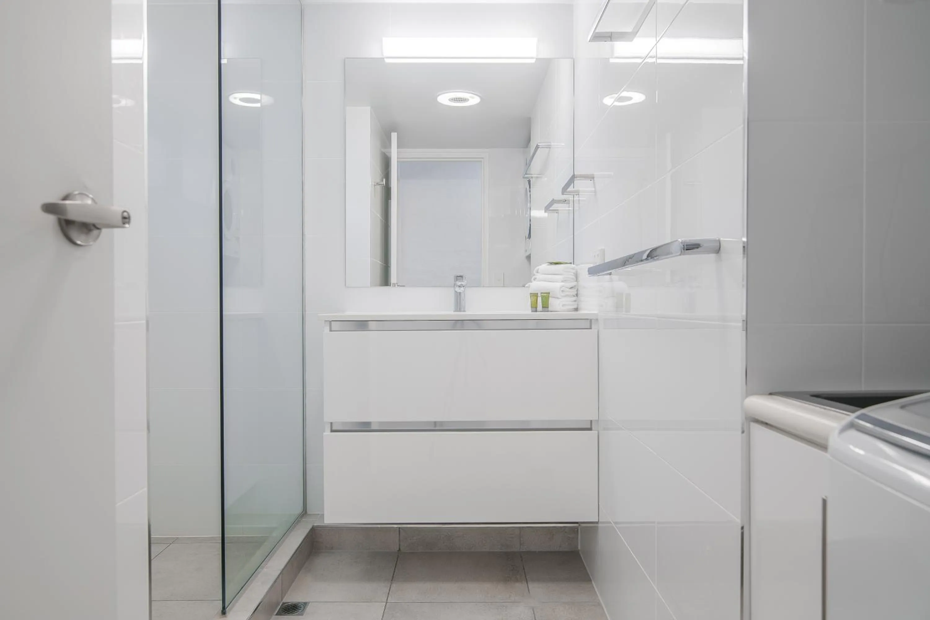 Bathroom in Saks on Hastings