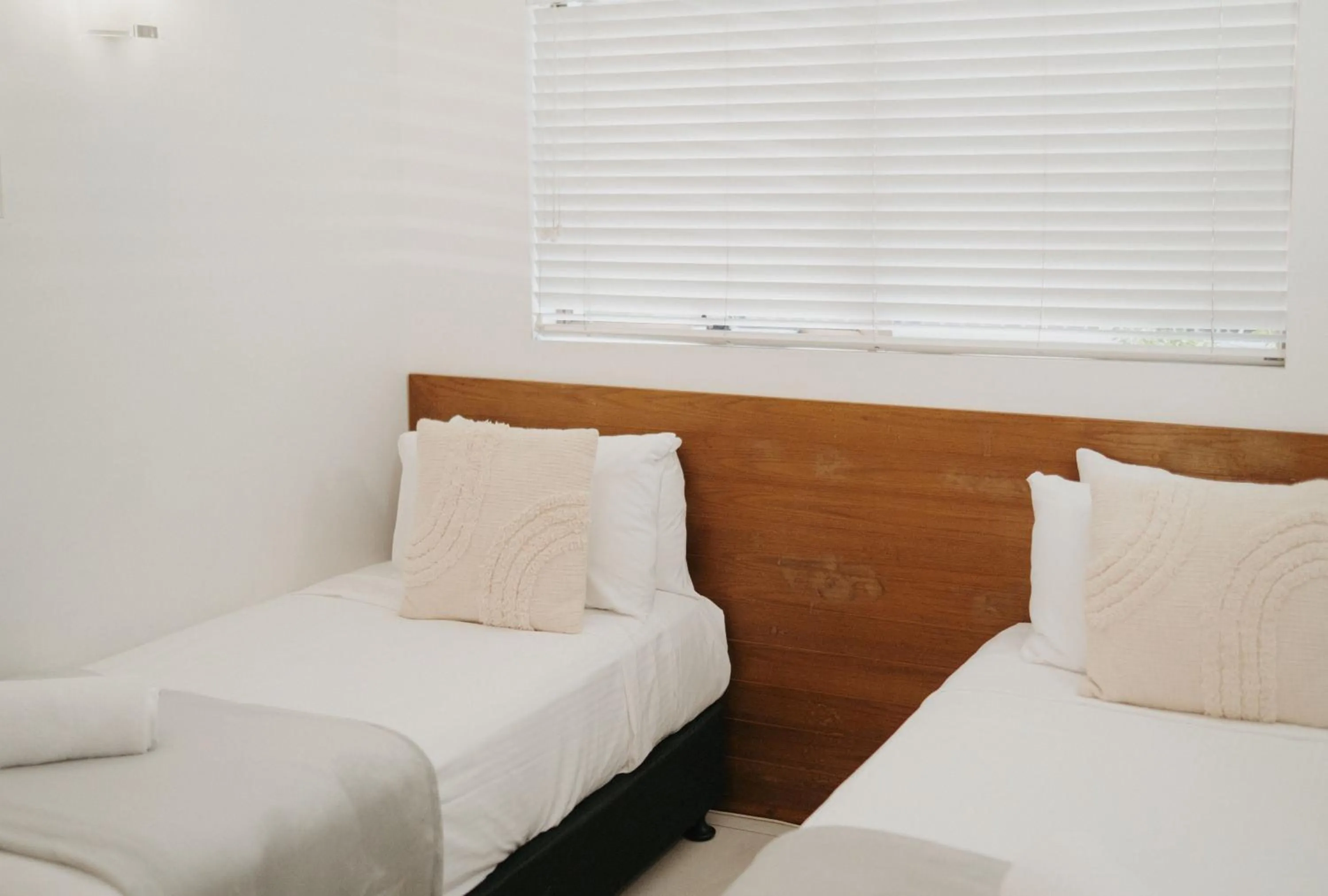 Bedroom, Bed in Saks on Hastings