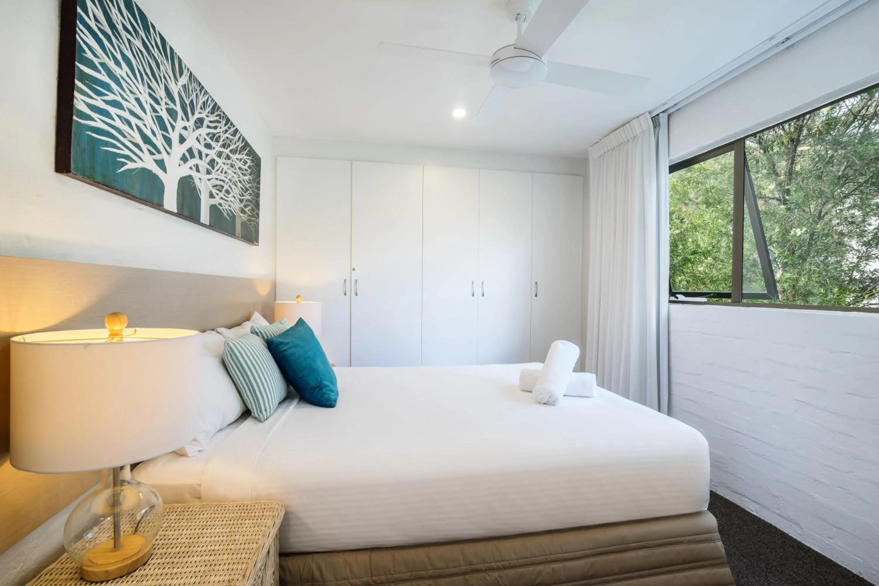 Bedroom, Bed in Saks on Hastings