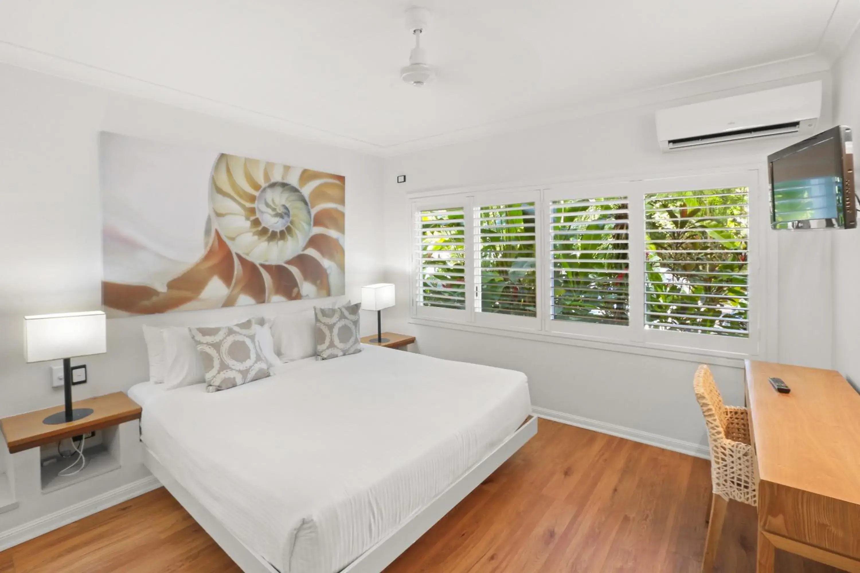 Bedroom, Bed in Alamanda Palm Cove by Lancemore Bedroom, Bed in Alamanda Palm Cove by Lancemore