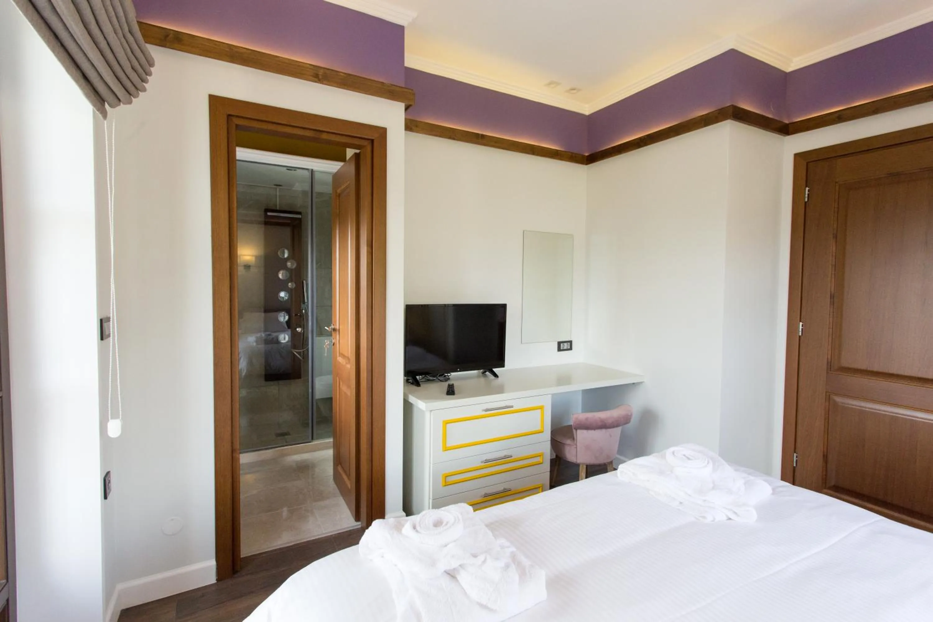 Bedroom, Bed in Abi Luxury Villas