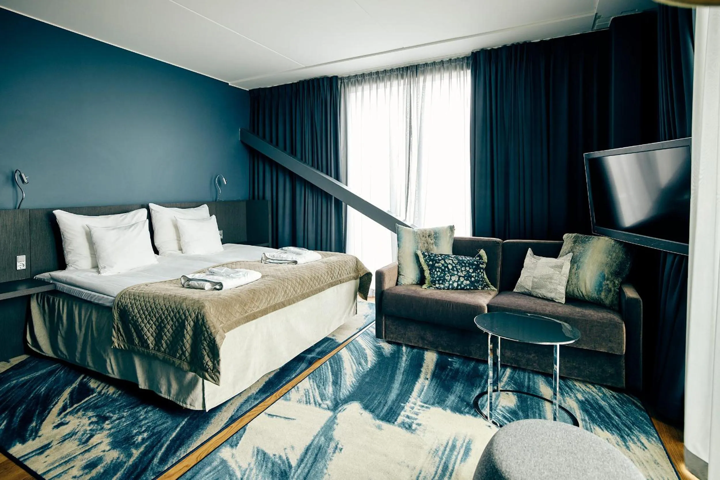 TV and multimedia, Bed in Clarion Hotel Post