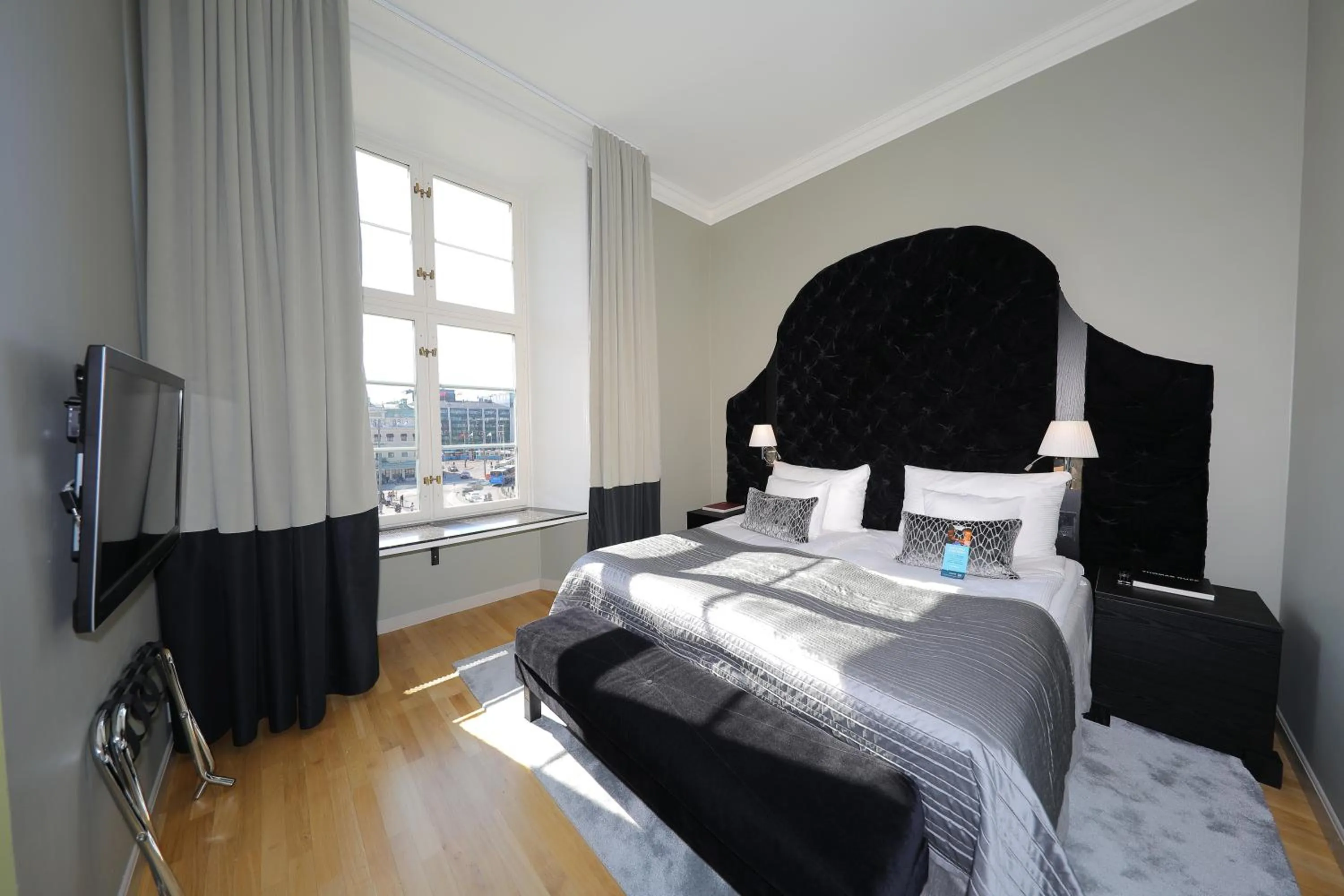 Bedroom, Bed in Clarion Hotel Post