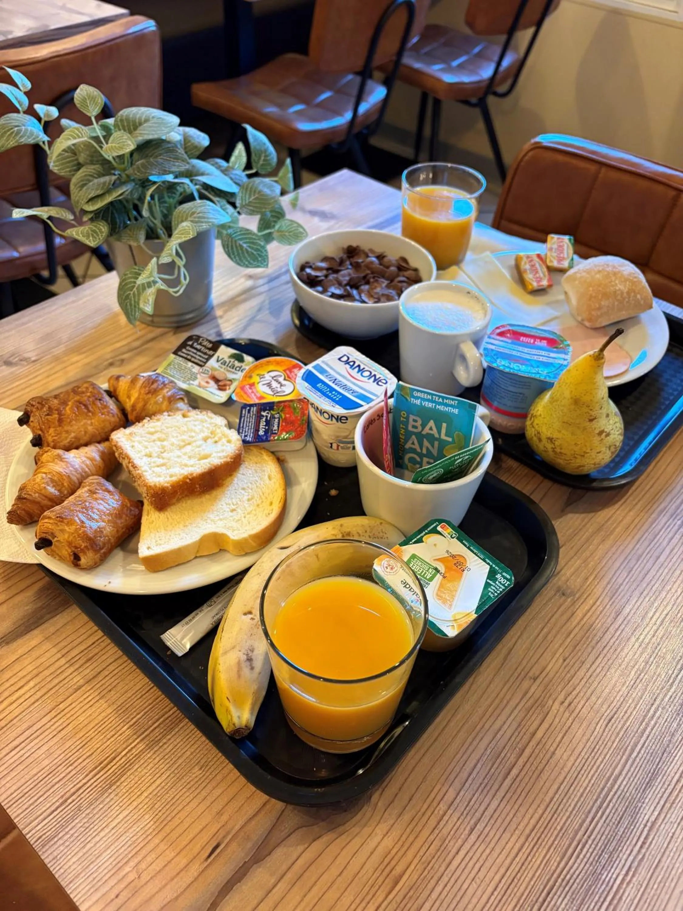 Breakfast in Quick Palace Anglet