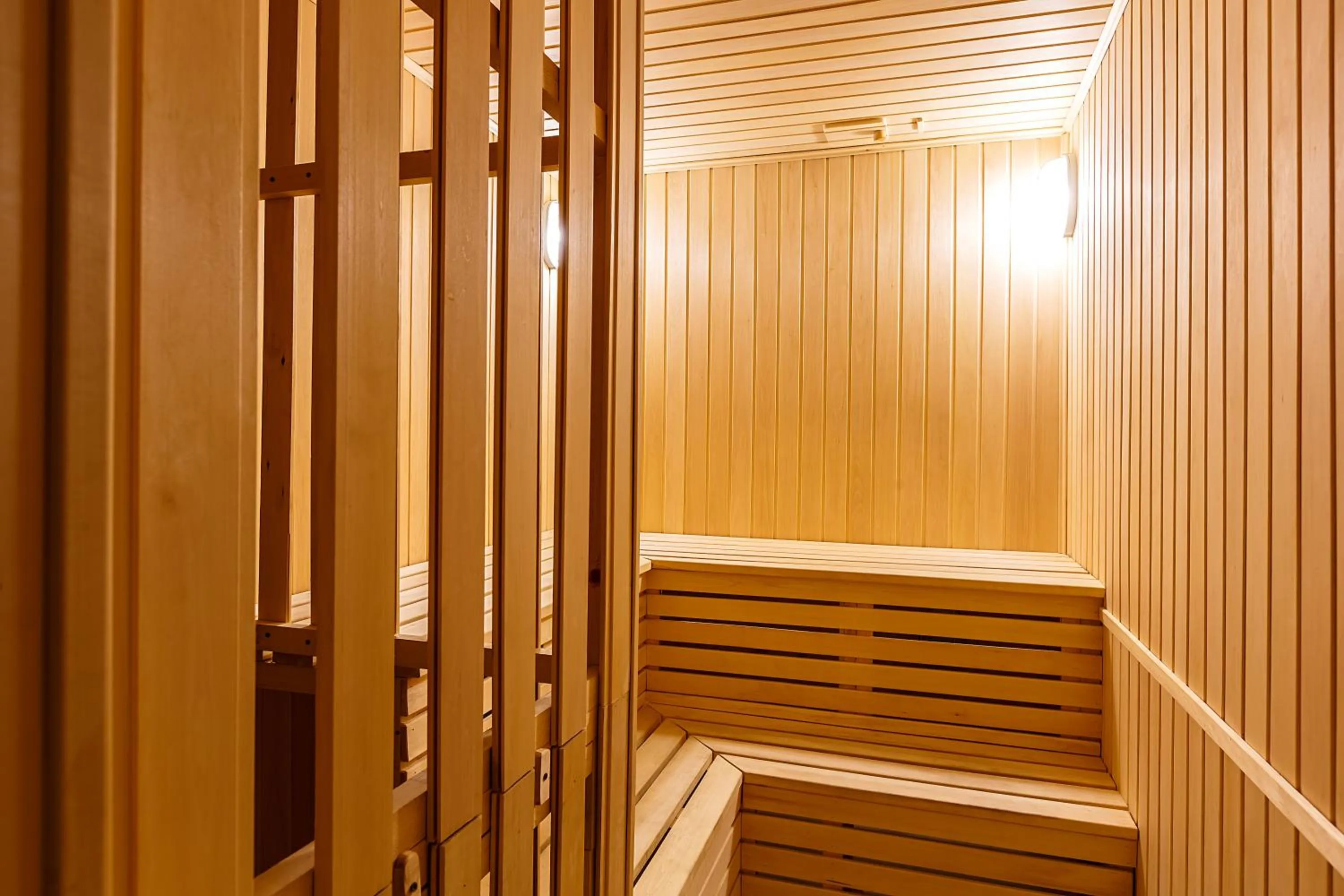 Steam room in Renion Residence Hotel