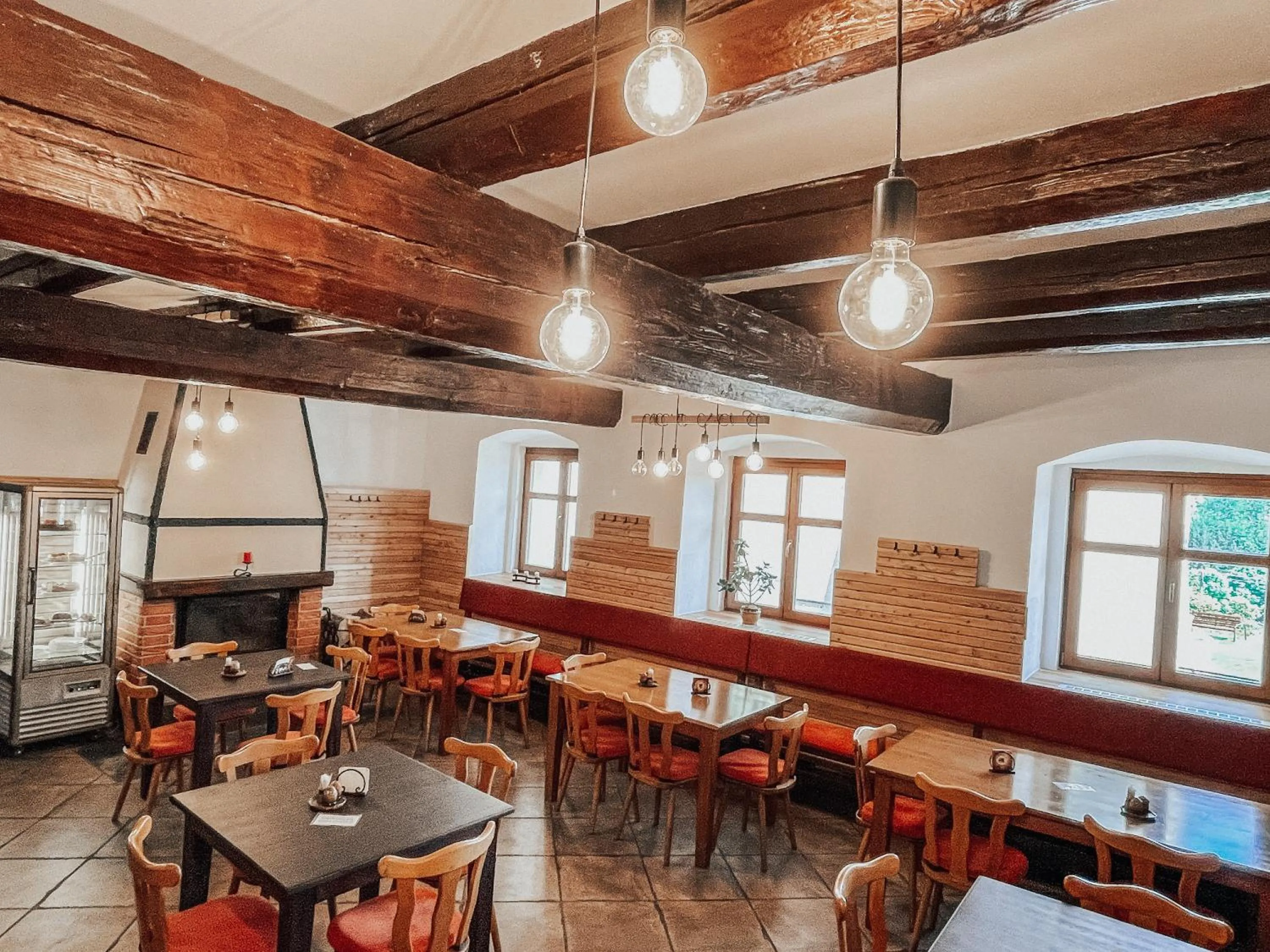 Restaurant/places to eat in Kolštejn wellness centrum