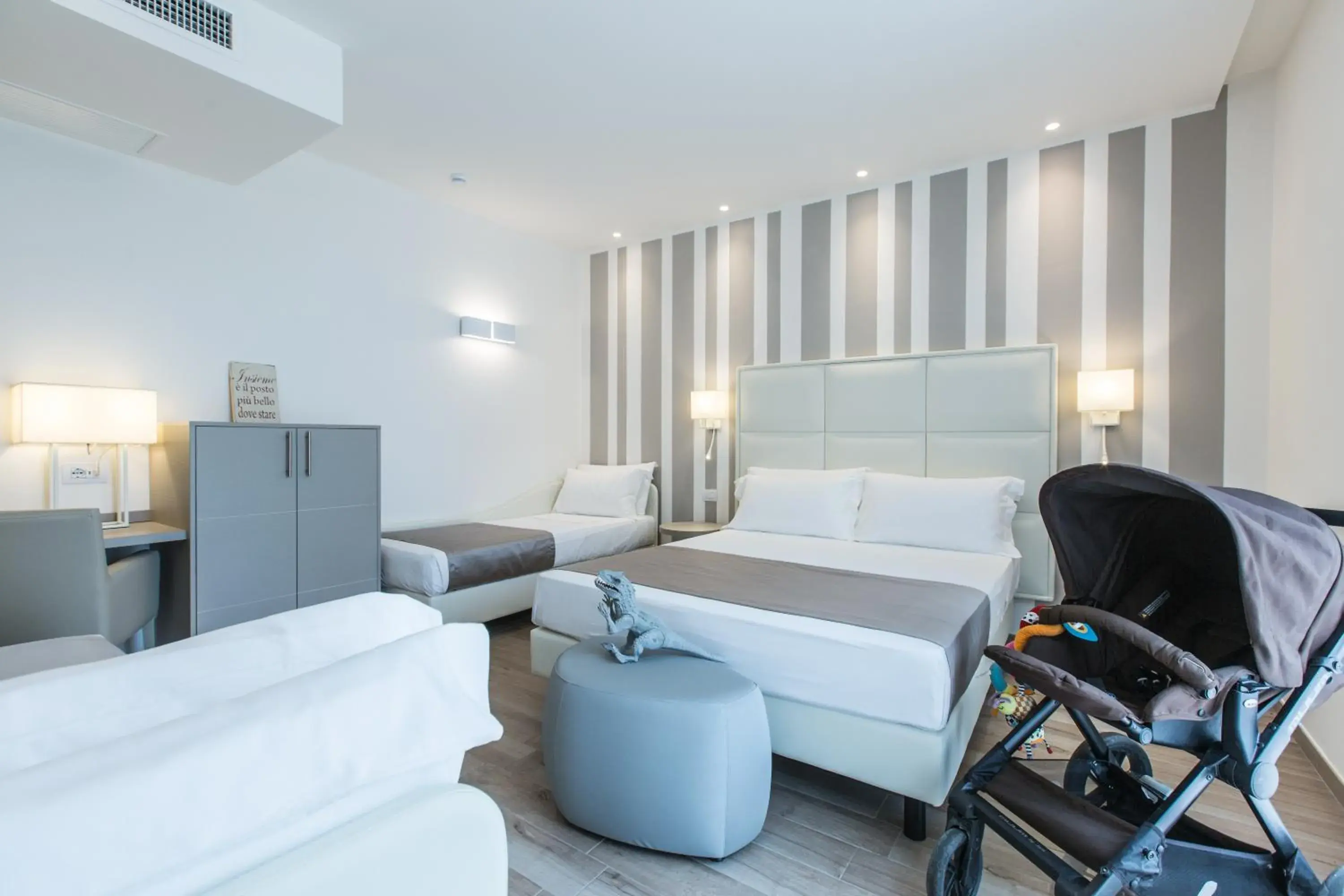 Bedroom, Bed in Hotel Luxor Bedroom, Bed in Hotel Luxor