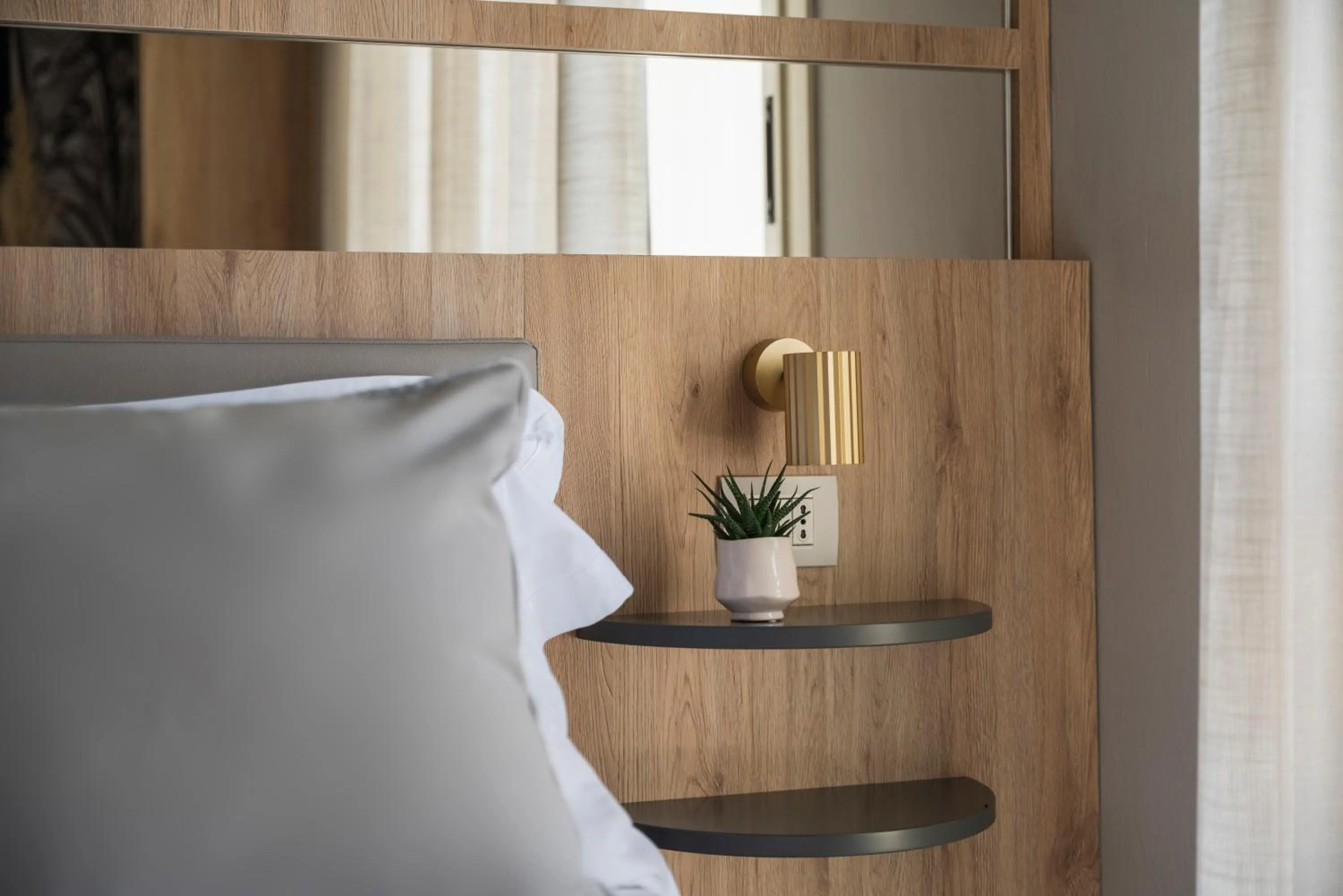 Bedroom, Bed in Hotel Luxor