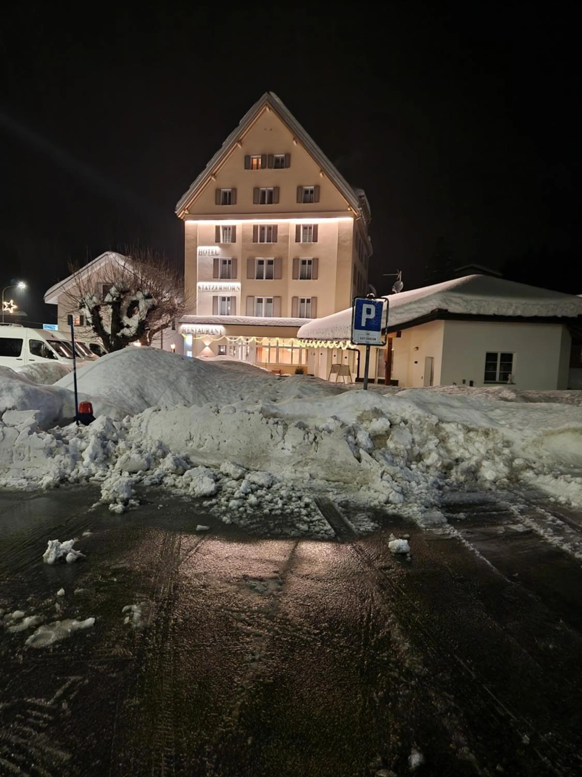 Property building in Hotel Stätzerhorn