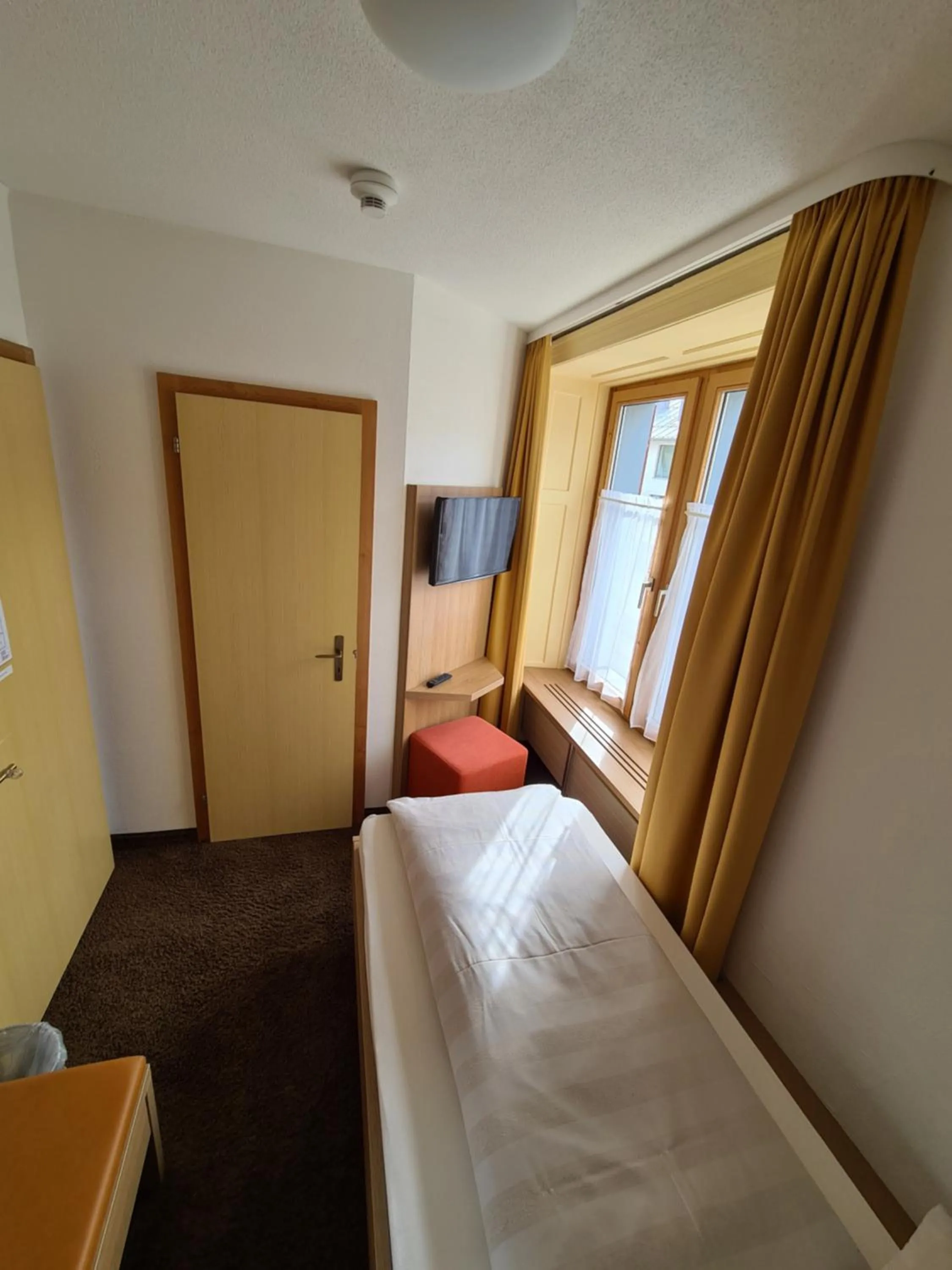Bed in Hotel Stätzerhorn