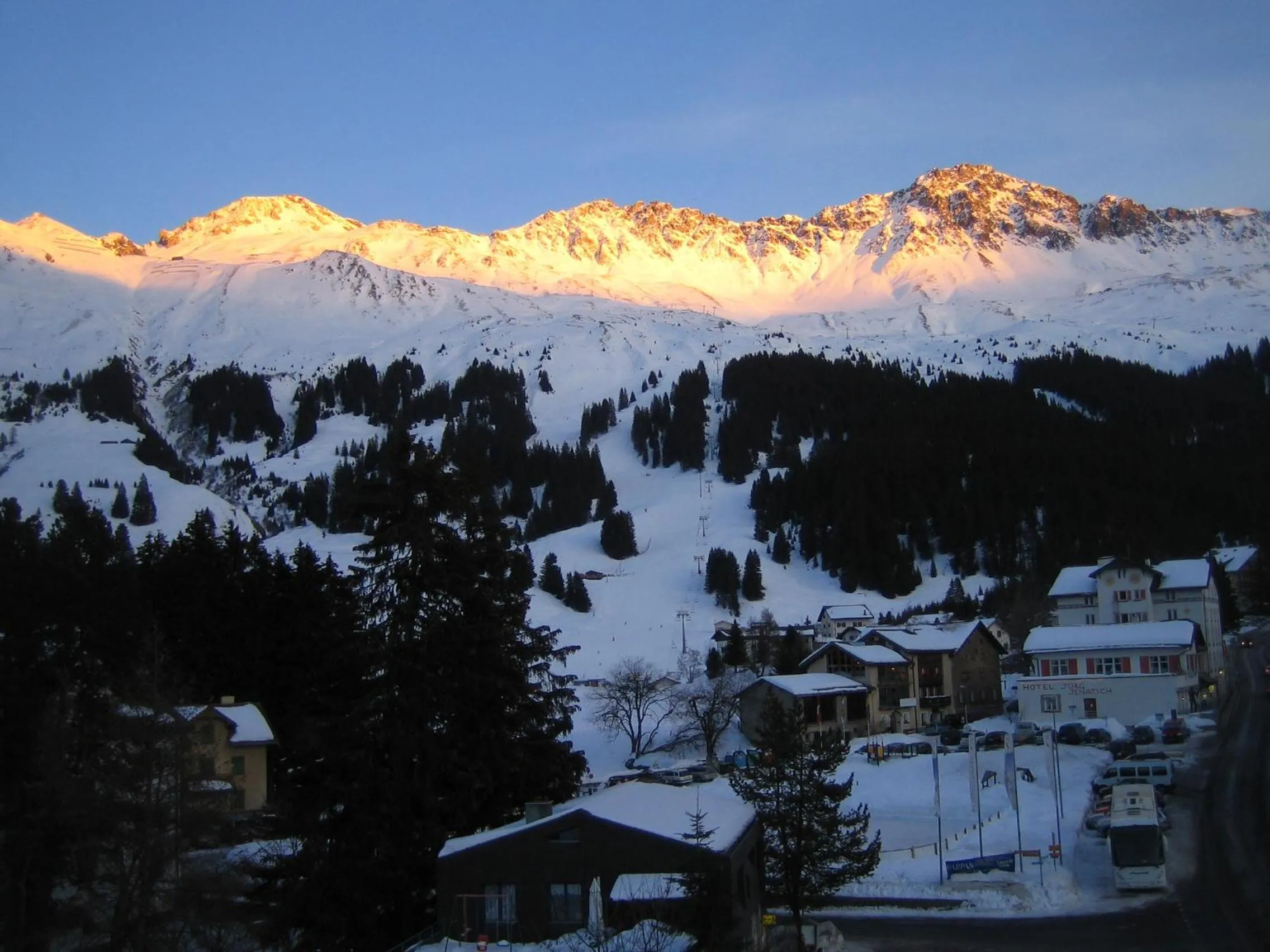 Mountain view in Hotel Stätzerhorn