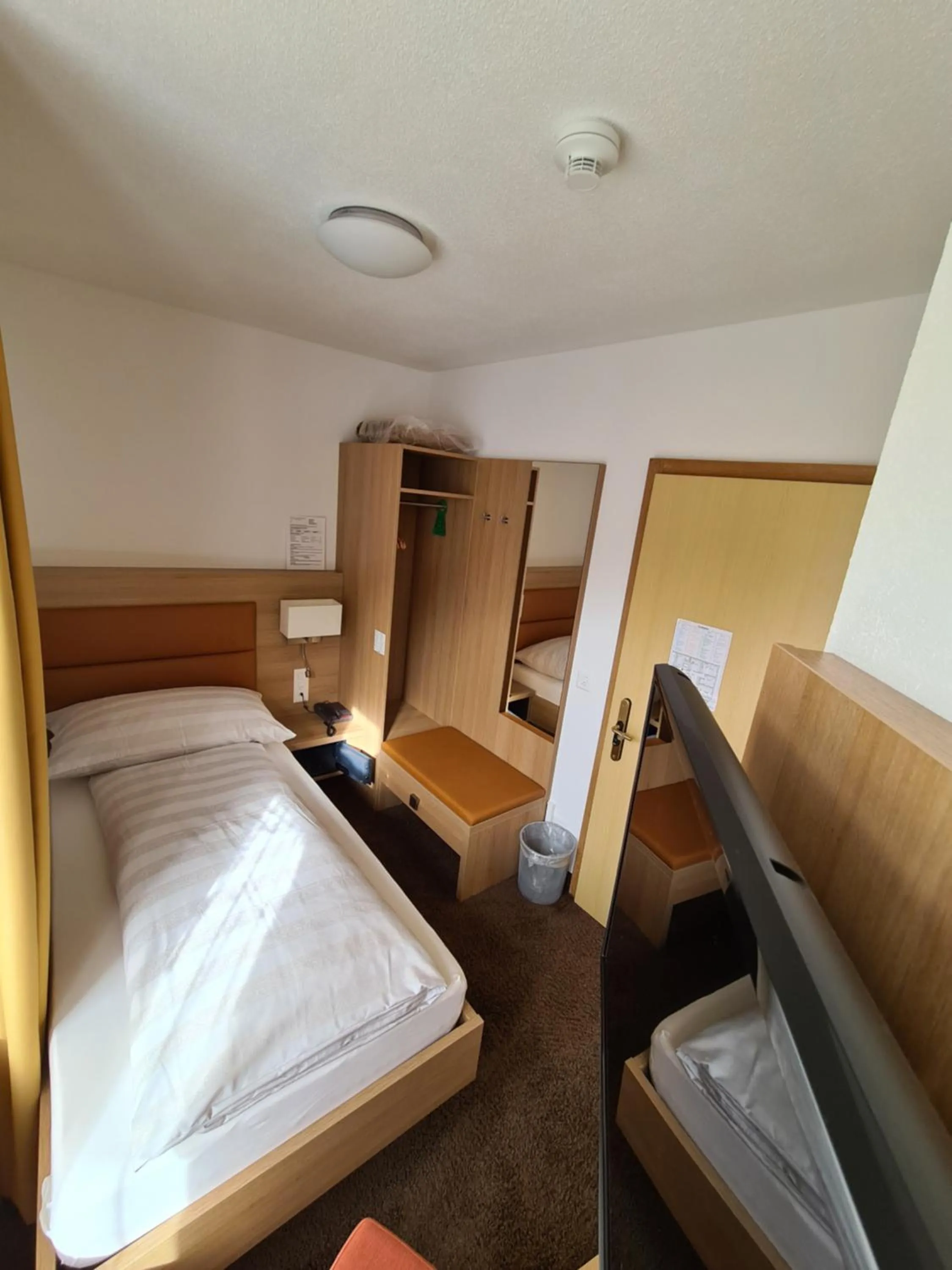 Photo of the whole room, Bed in Hotel Stätzerhorn