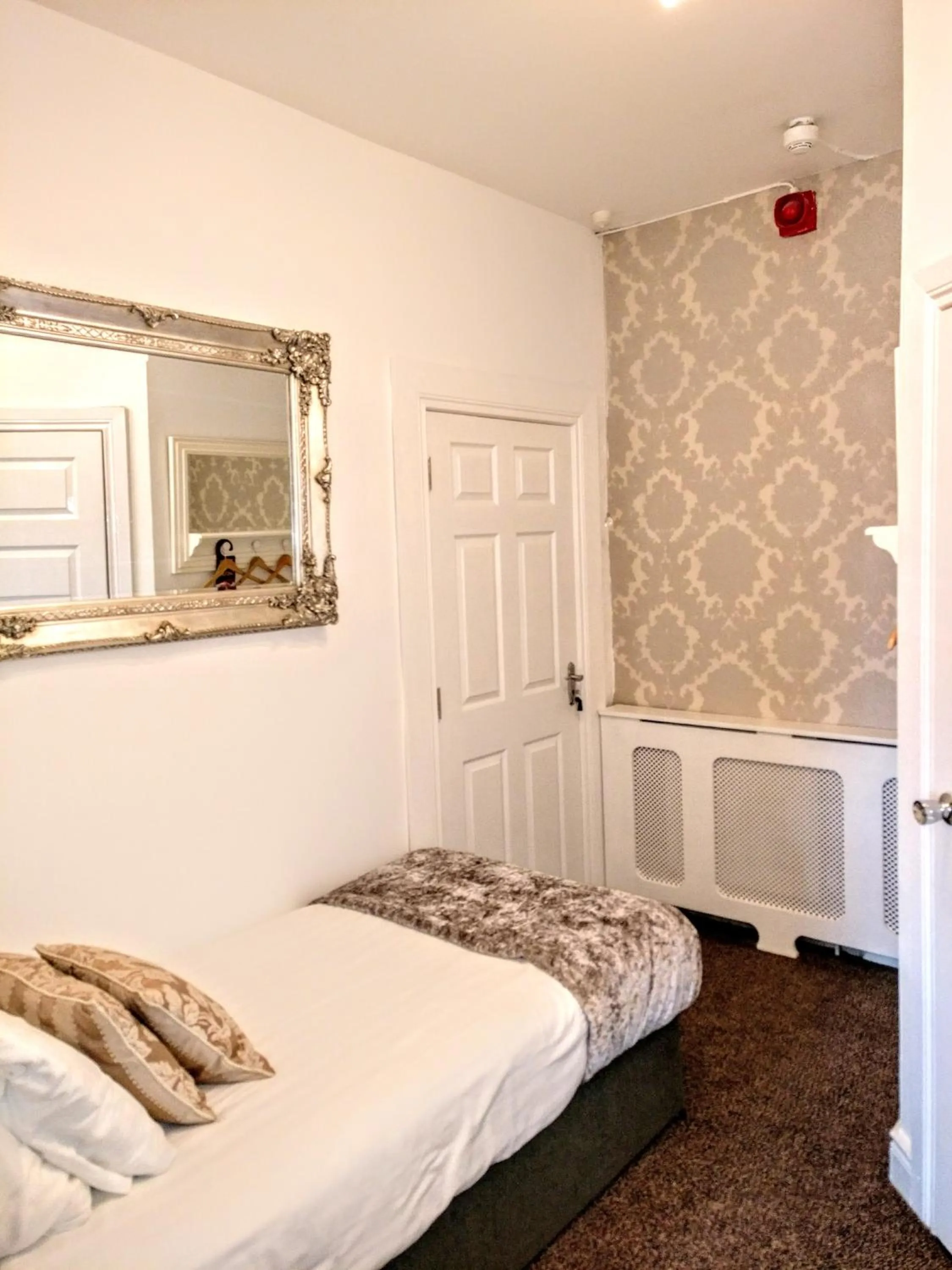 Decorative detail, Bed in Serendipity House
