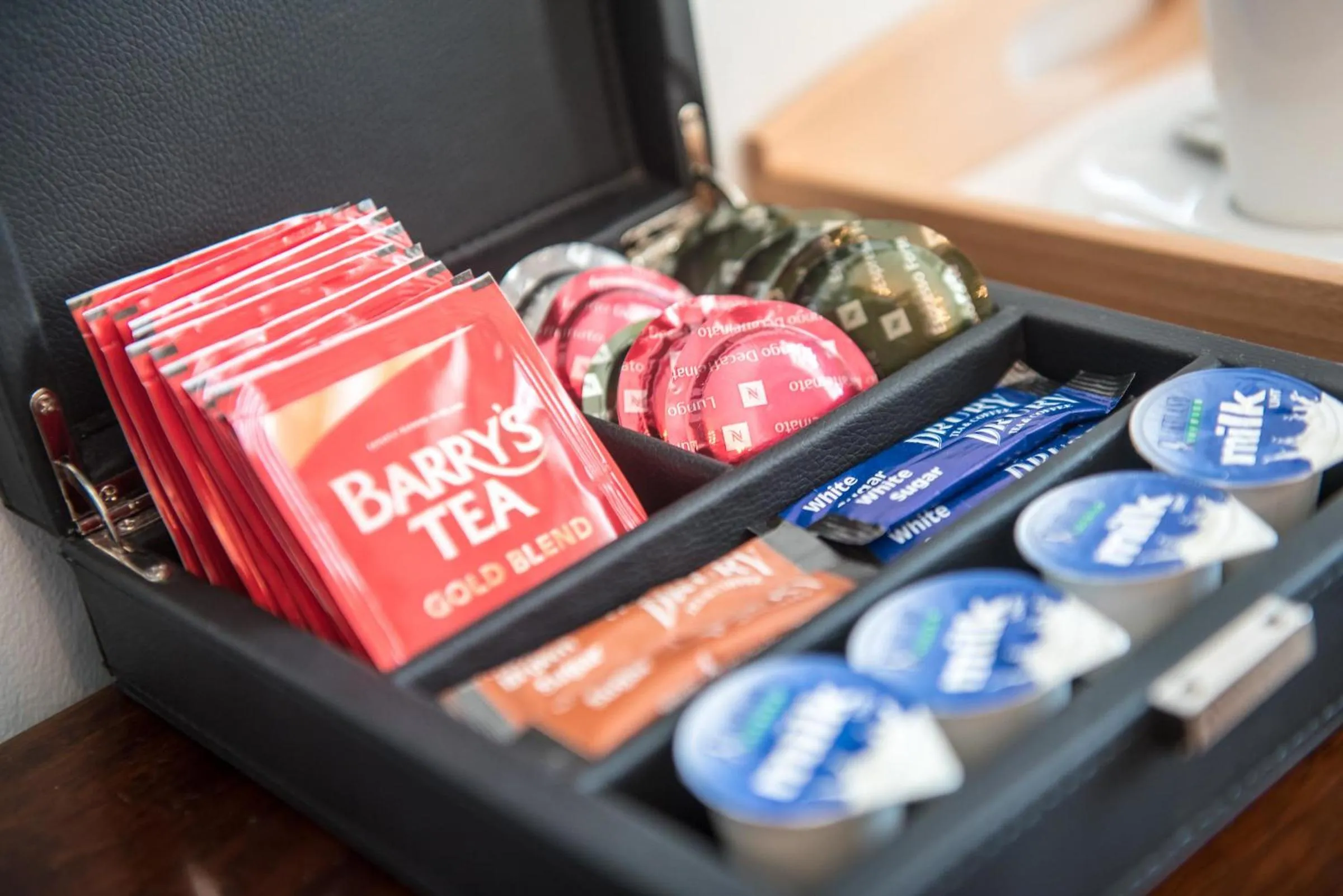 Coffee/tea facilities in The Blue Haven Hotel