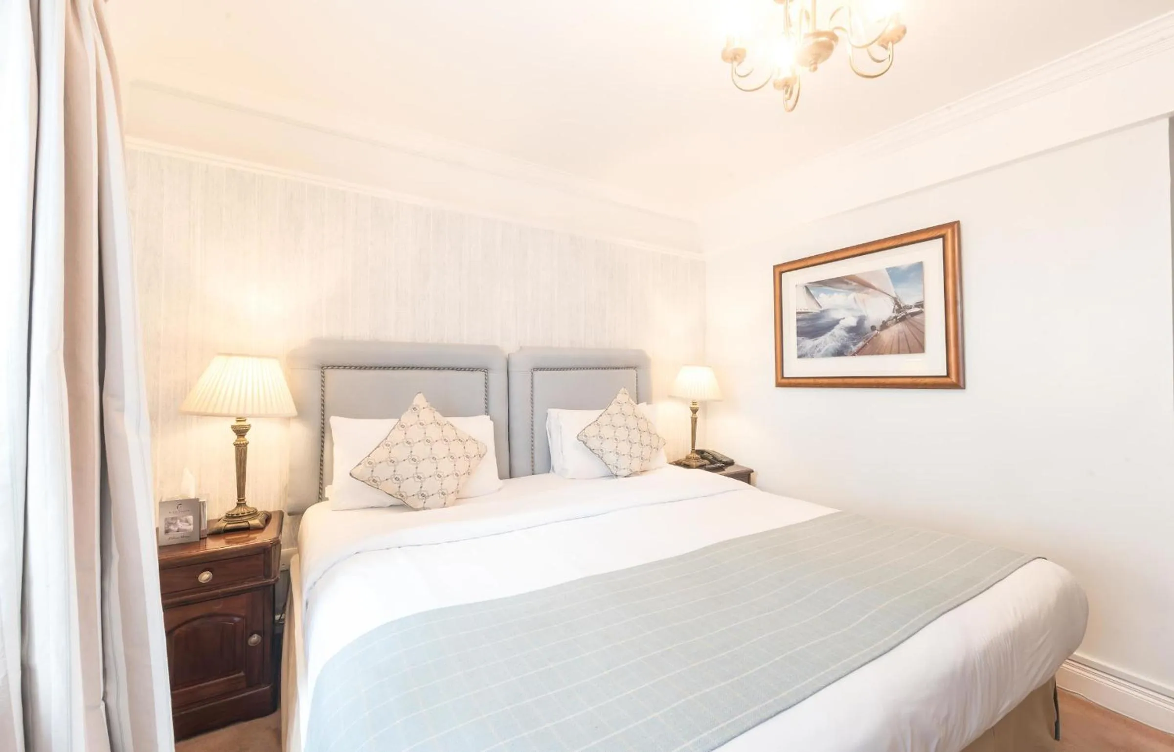 Bedroom, Bed in The Blue Haven Hotel