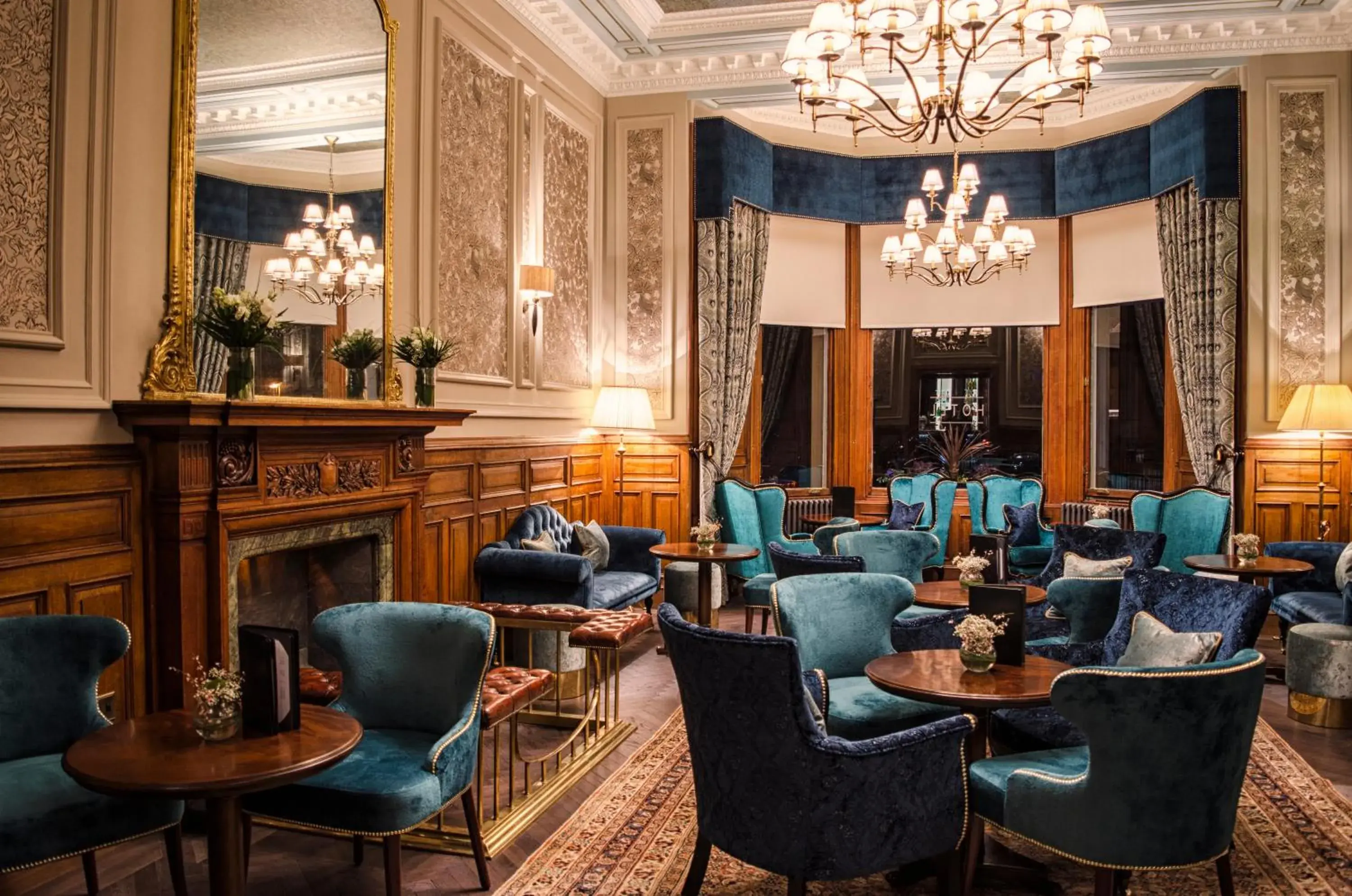 Lounge or bar in The Bonham Lounge or bar in The Bonham