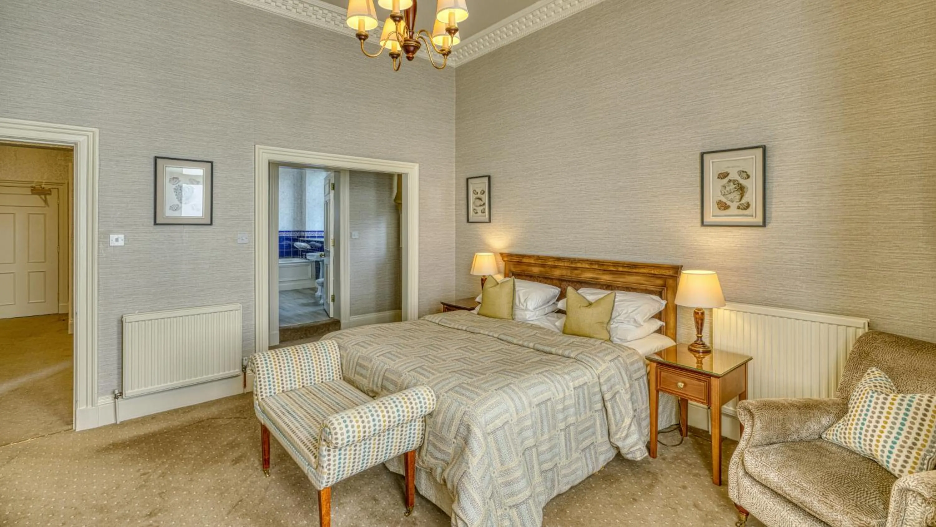 Bedroom, Bed in Hapimag Resort Edinburgh