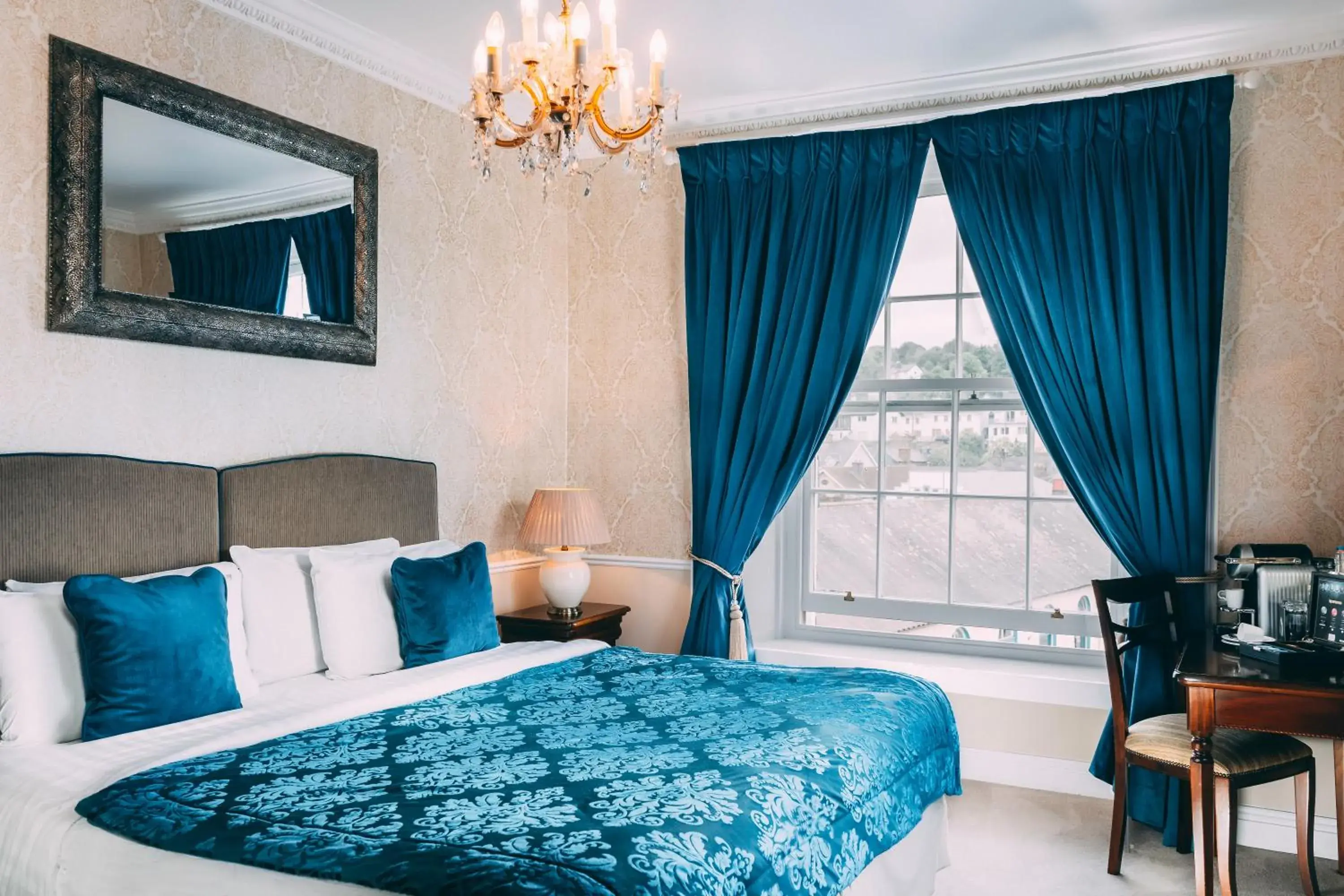 King or Twin Room in The Old Bank Town House King or Twin Room in The Old Bank Town House