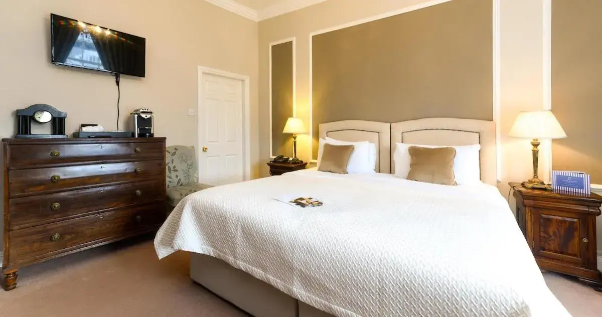 Bed in The Old Bank Town House Bed in The Old Bank Town House