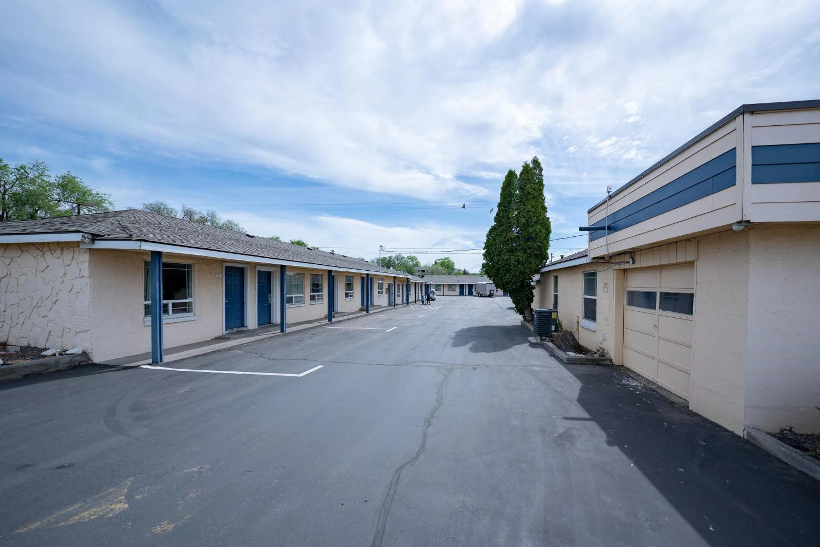 Facade/entrance in Budget Inn Madras by OYO