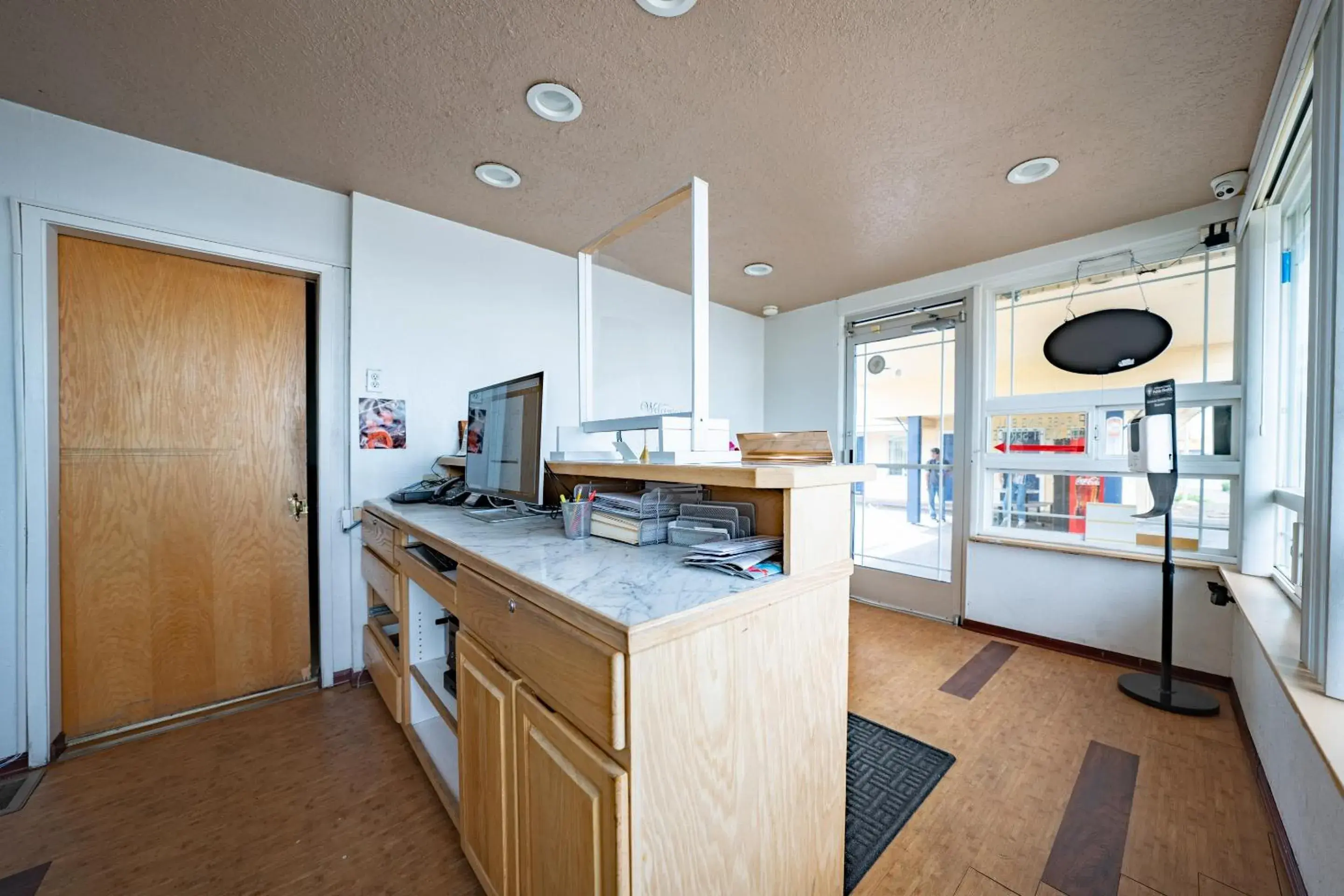 Lobby or reception in Budget Inn Madras by OYO Lobby or reception in Budget Inn Madras by OYO