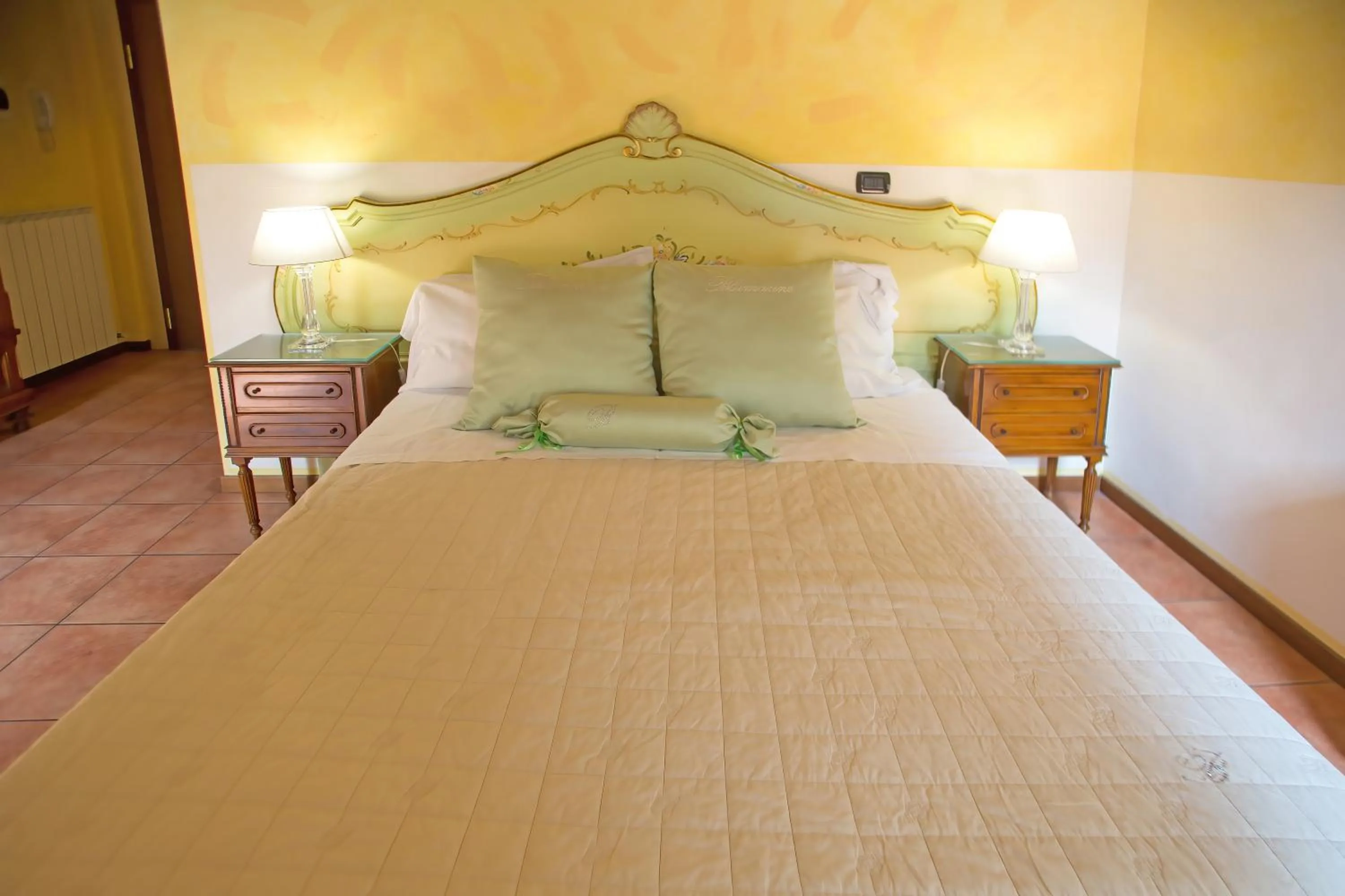 Bed in Veronetta House