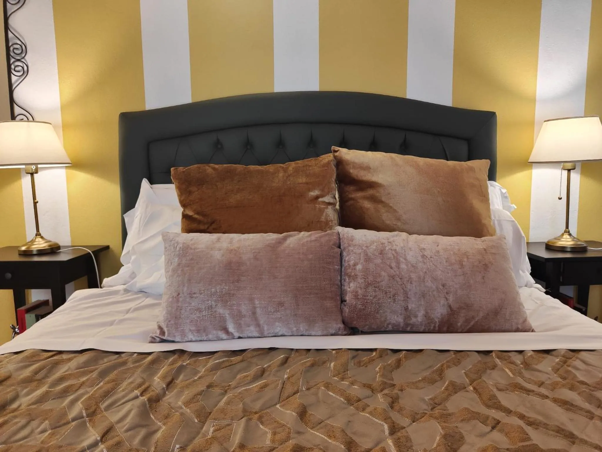 Bed in Veronetta House