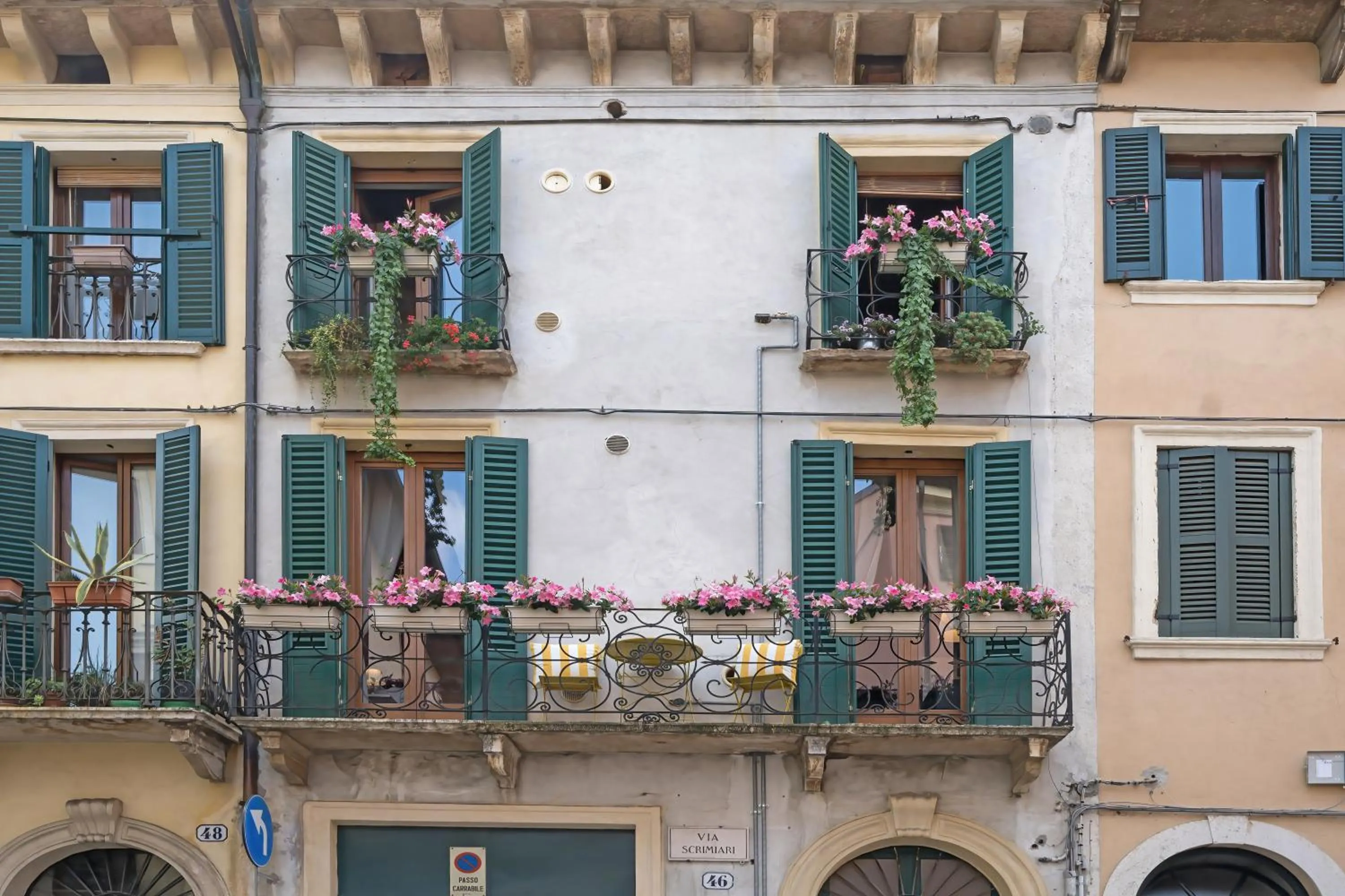 Property building in Veronetta House